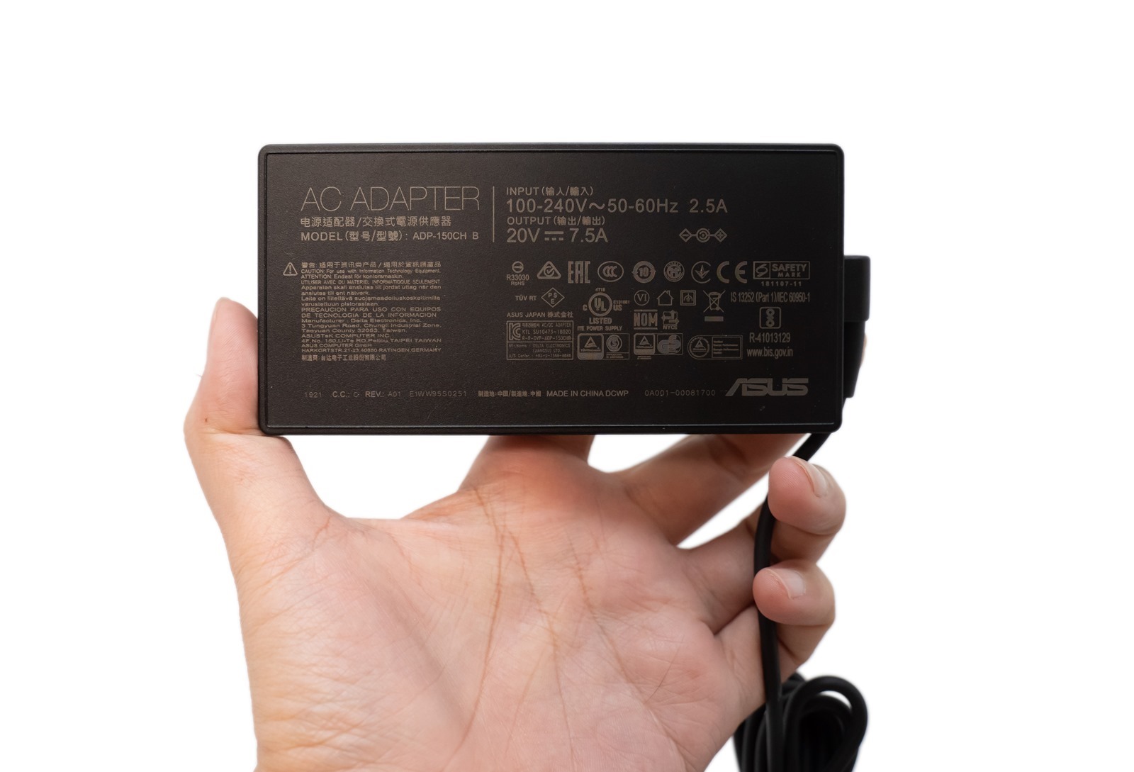 性能優異還可擴充！超值全能 ASUS X571 類電競筆電 @3C 達人廖阿輝