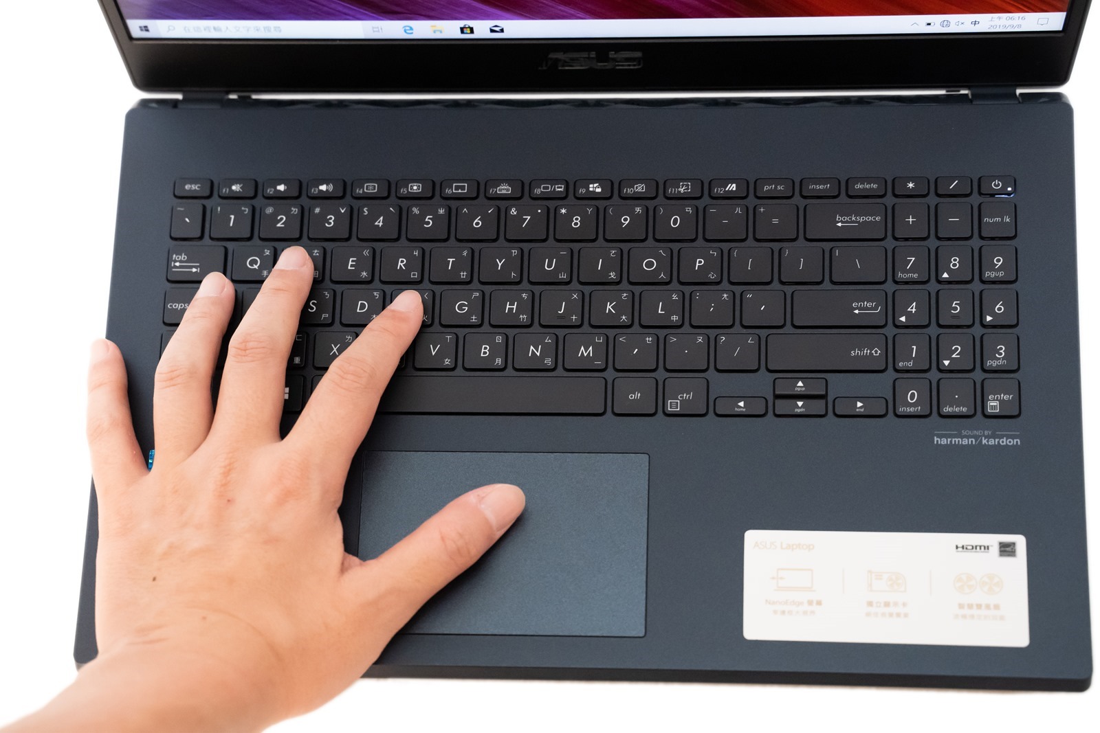 性能優異還可擴充！超值全能 ASUS X571 類電競筆電 @3C 達人廖阿輝