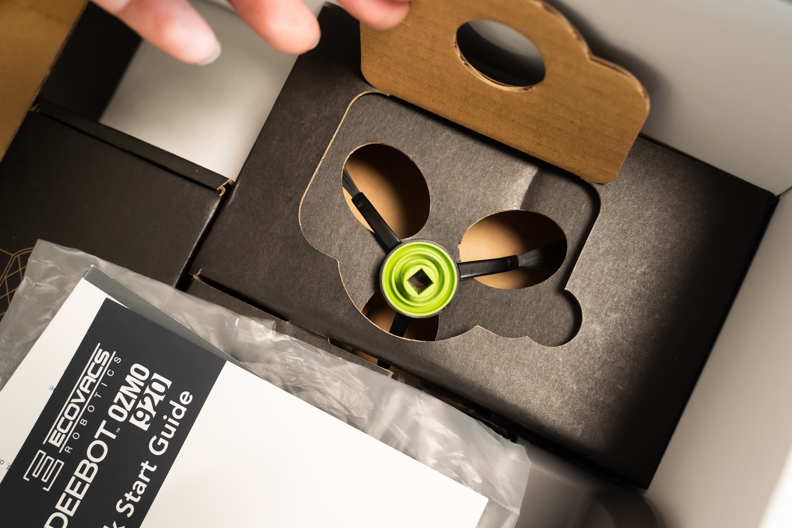 更強更新更好無極限！ECOVACS DEEBOT OZMO 920 多樓層掃地機器人高質感登場 @3C 達人廖阿輝