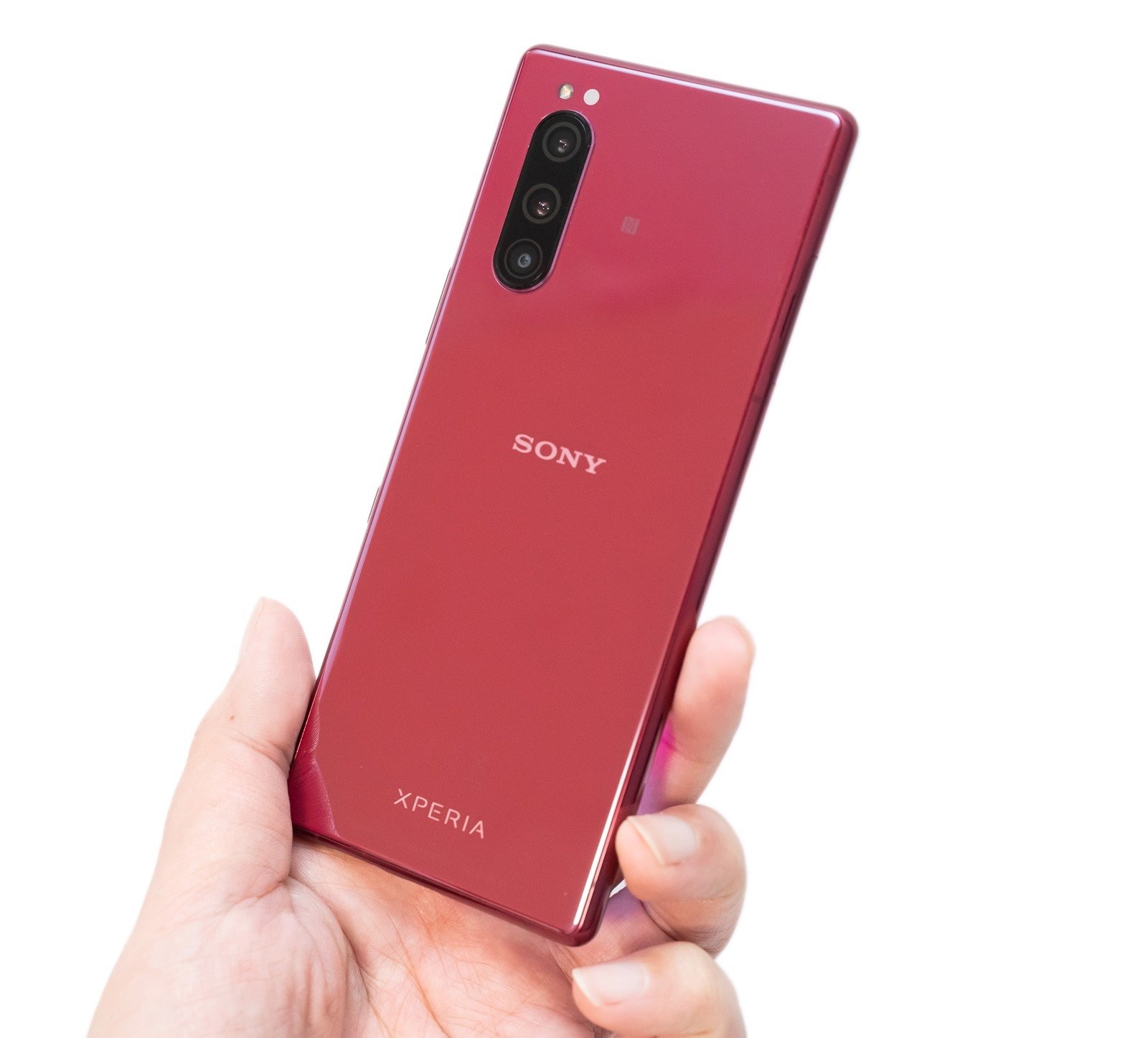 單手掌握的最強旗艦！ Sony Xperia 5 完整評測！更小卻更專業（開箱/性能/相機）@3C 達人廖阿輝