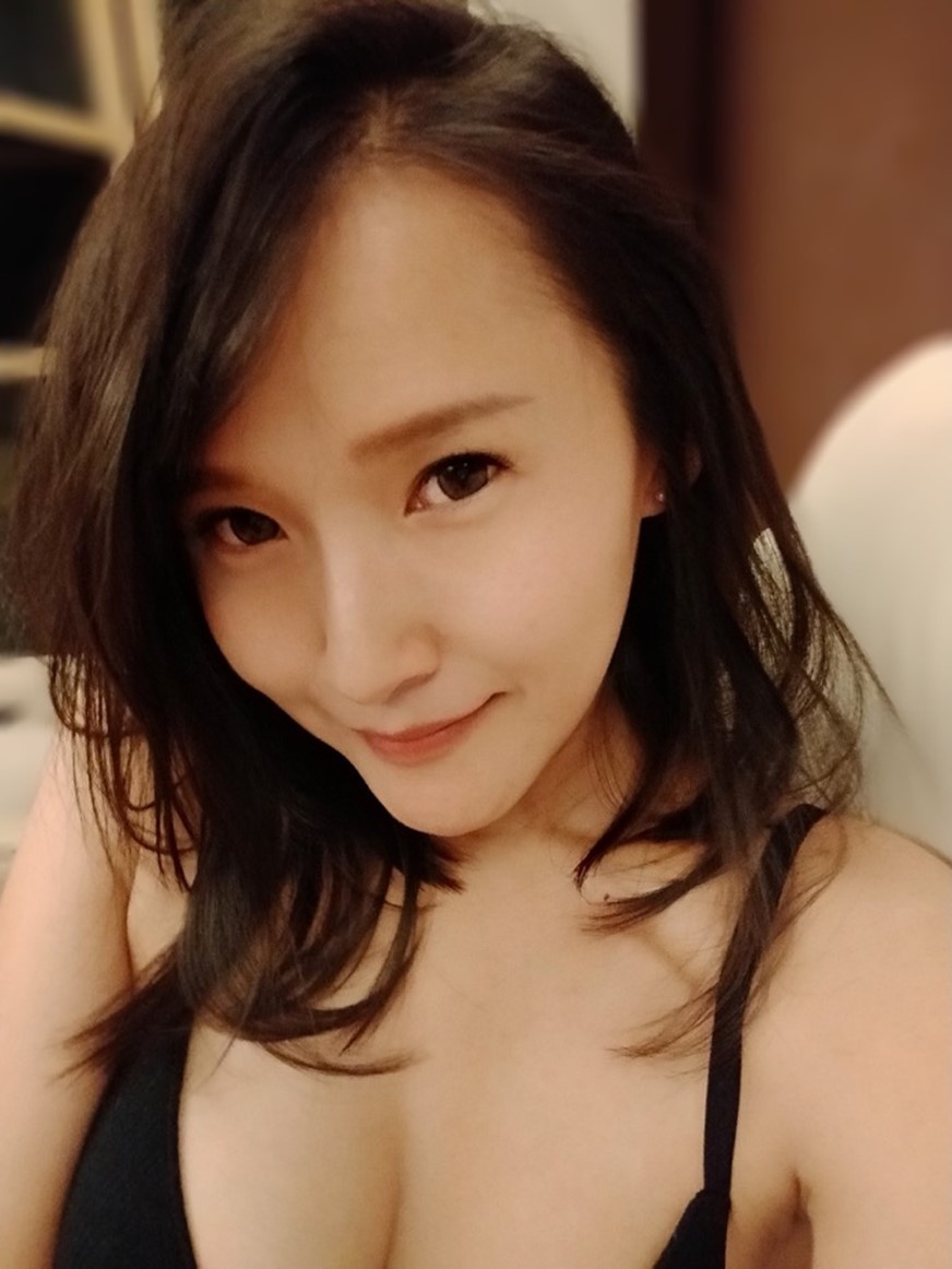 realme 5 開啟中階手機四鏡頭時代！越級規格超強電力怪物！ @3C 達人廖阿輝