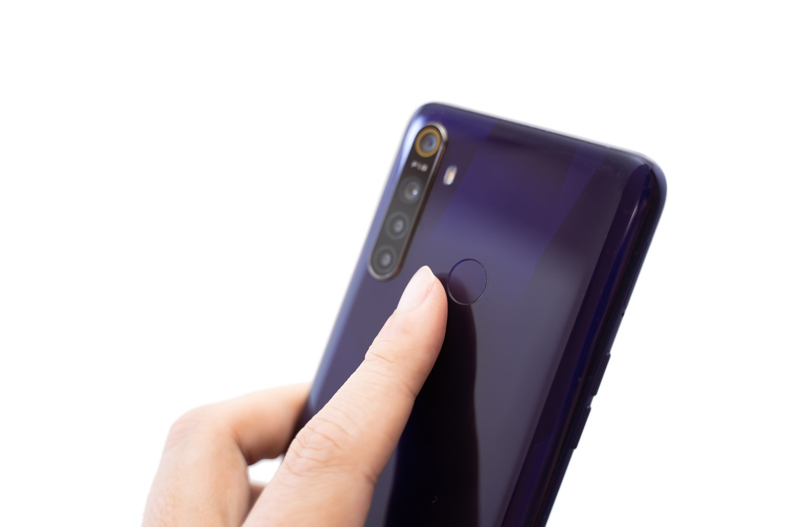 realme 5 開啟中階手機四鏡頭時代！越級規格超強電力怪物！ @3C 達人廖阿輝