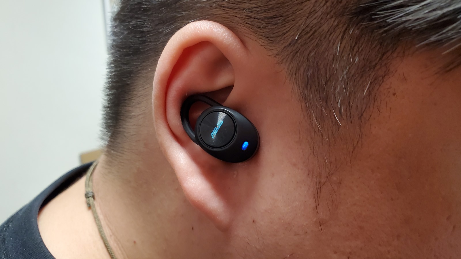 華碩也出真無線藍牙耳機啦！ASUS ZenEar BT 藍牙耳機開箱分享！IPX4 防潑水 / 20 小時電力 @3C 達人廖阿輝