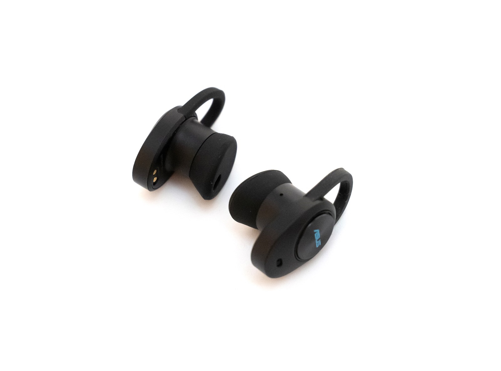 華碩也出真無線藍牙耳機啦！ASUS ZenEar BT 藍牙耳機開箱分享！IPX4 防潑水 / 20 小時電力 @3C 達人廖阿輝