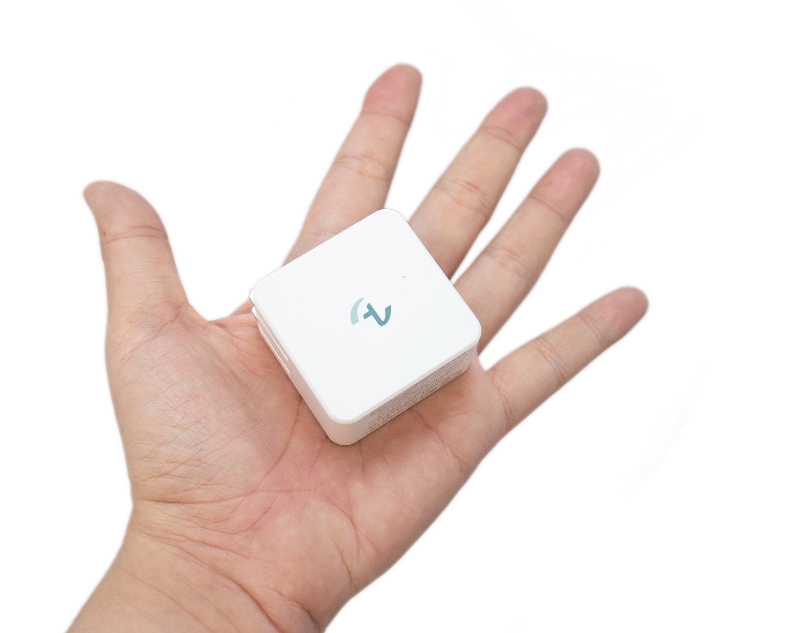 Allite 氮化鎵快充 &#8211; 世界最小氮化鎵 65W 雙 USB-C 快速充電器實測 @3C 達人廖阿輝