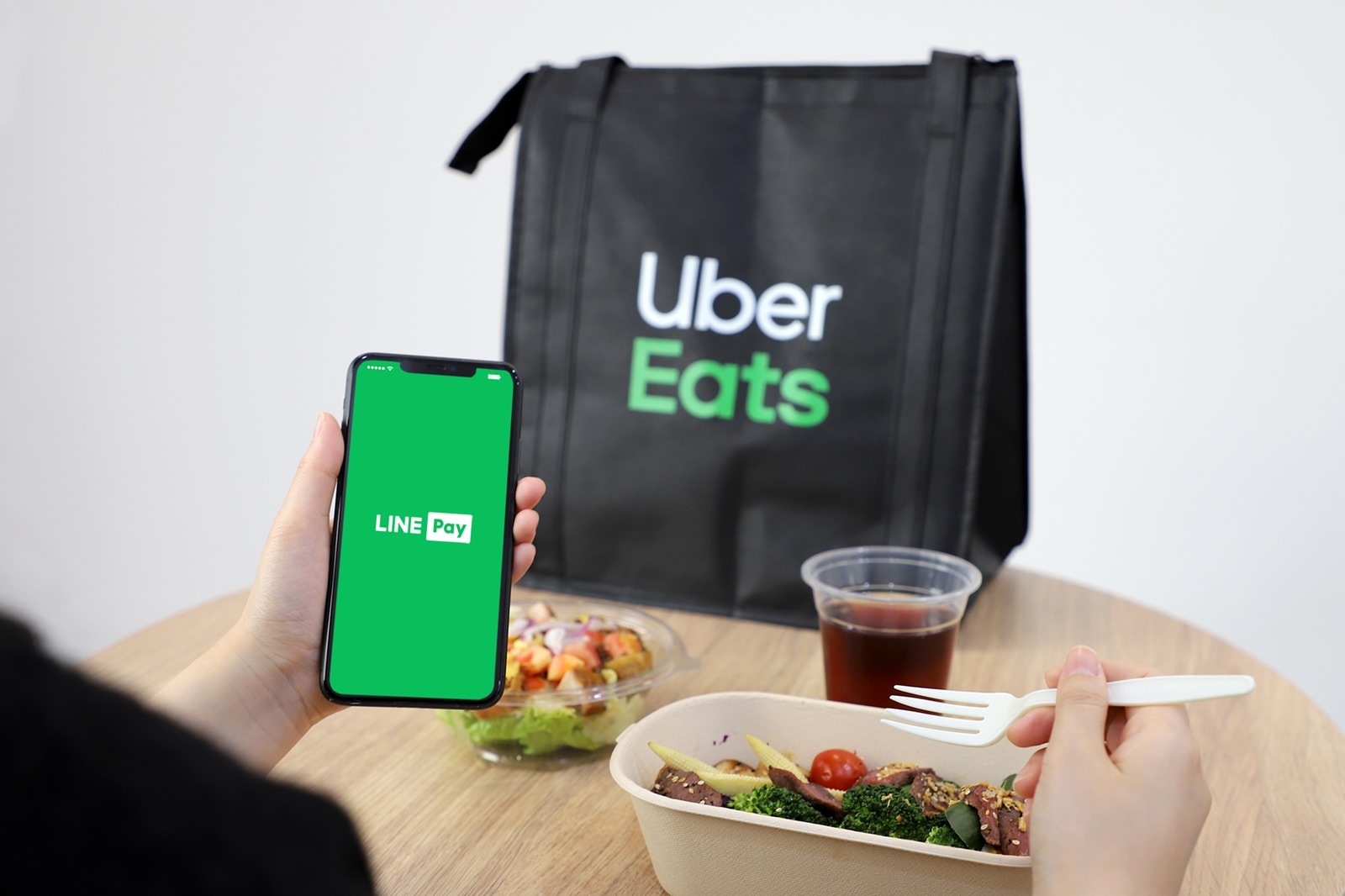 支持全民安心居家防疫 用 LINE Pay 大啖 Uber Eats 平台上美食！免信用卡海外手續費、新饕客獲超激省優惠券 最高樂饗 18% 點數回饋！ @3C 達人廖阿輝
