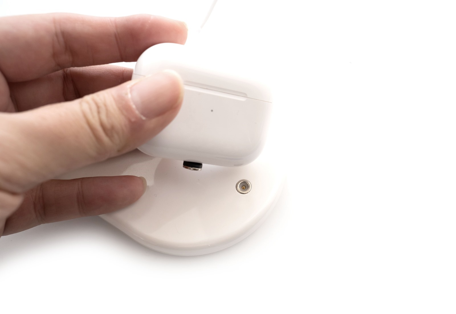 三合一 iPhone 無線充電盤只要千元！簡潔設計 VISSLESS 無線充電器 開箱分享 @3C 達人廖阿輝