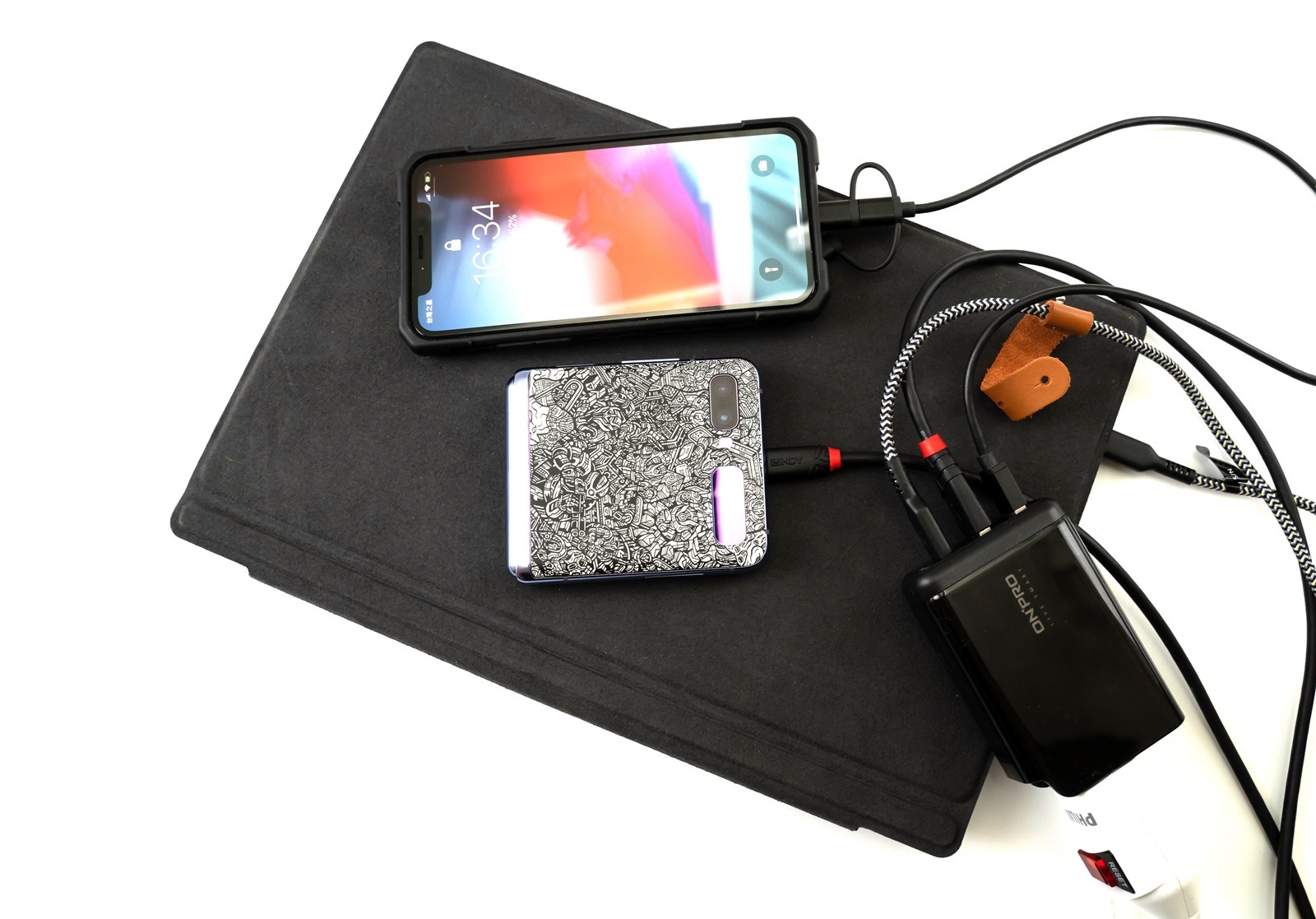 筆電手機平板 Switch 一個充電器就搞定！ ONPRO UC-PD60W 三口萬國 USB PD 充電器 @3C 達人廖阿輝