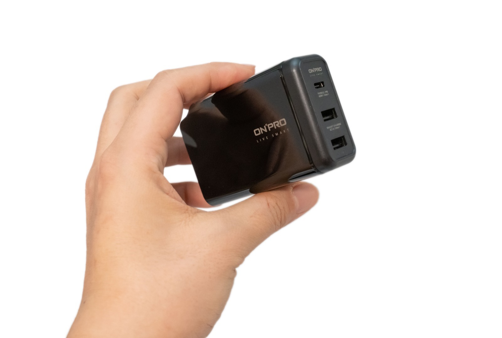 筆電手機平板 Switch 一個充電器就搞定！ ONPRO UC-PD60W 三口萬國 USB PD 充電器 @3C 達人廖阿輝