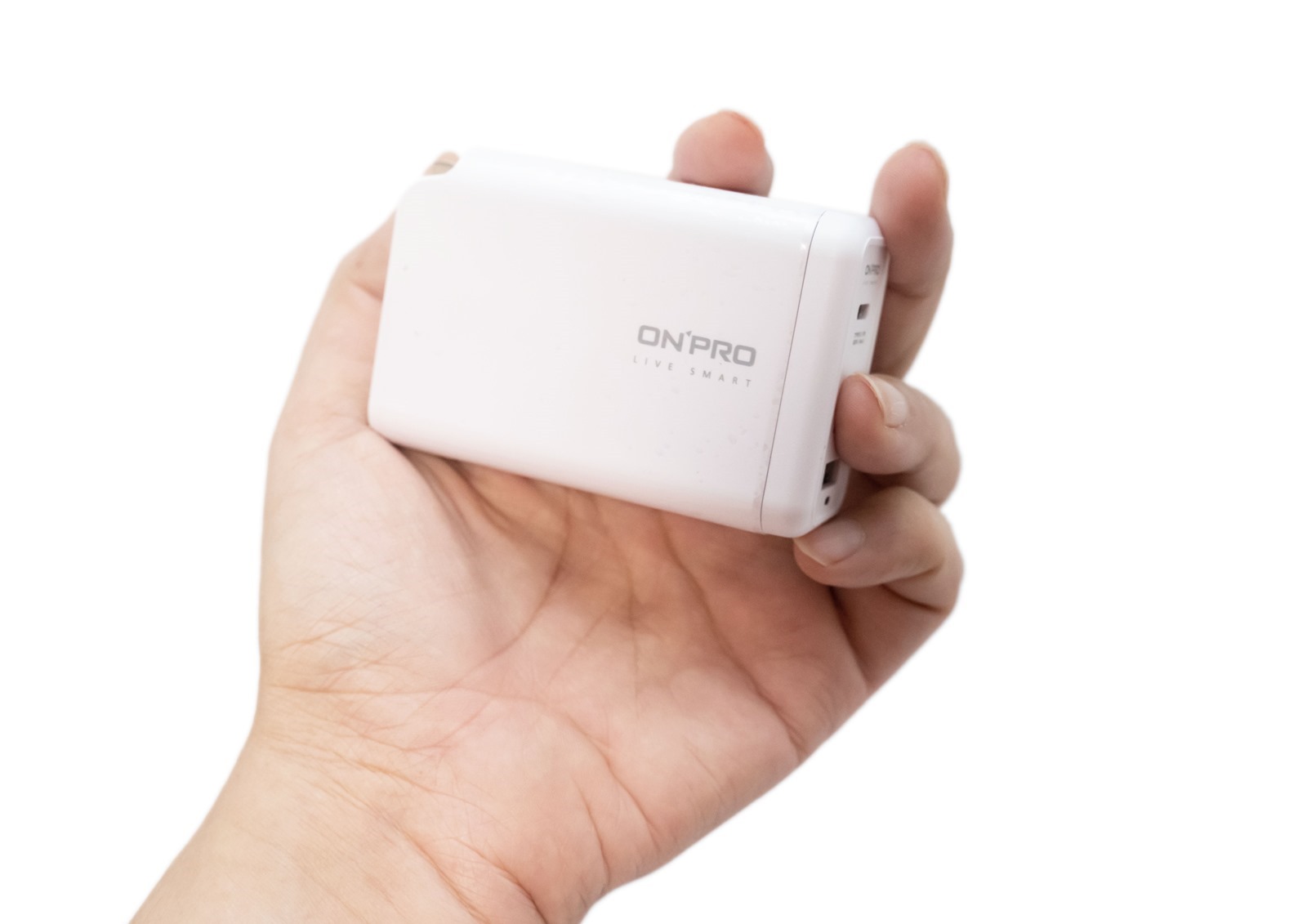 筆電手機平板 Switch 一個充電器就搞定！ ONPRO UC-PD60W 三口萬國 USB PD 充電器 @3C 達人廖阿輝