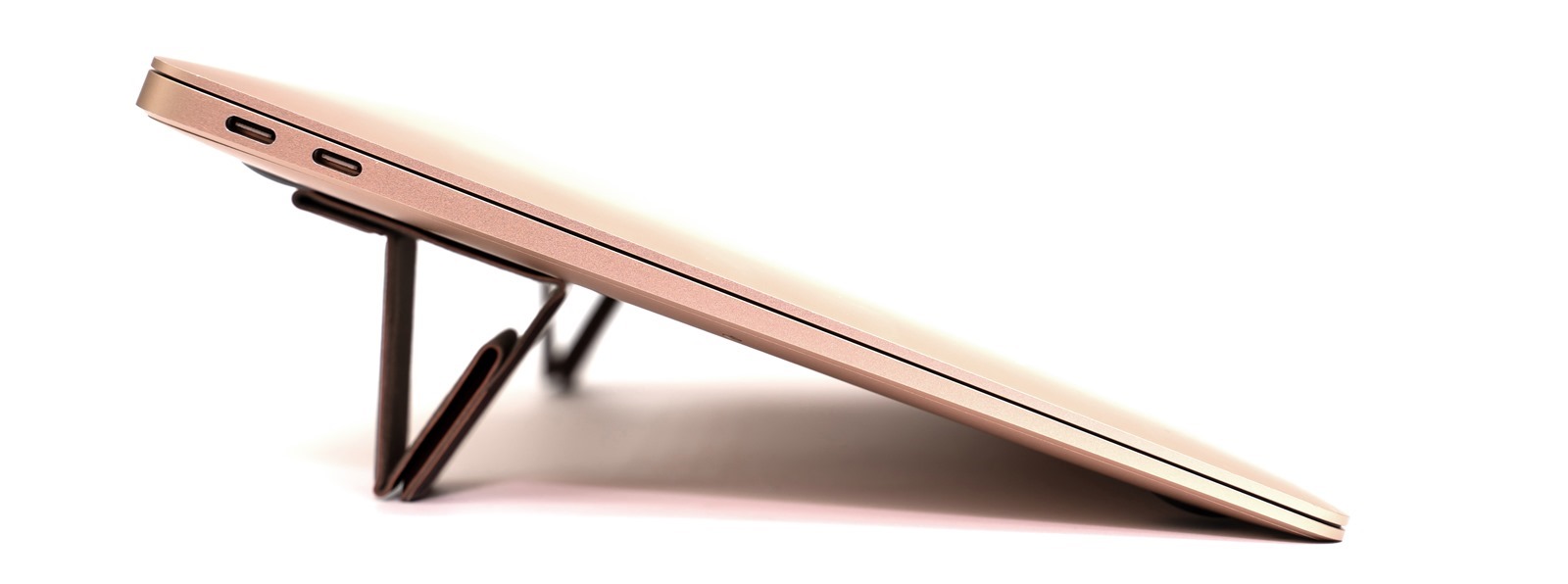 皮革質感、 0.4cm 的超薄輕巧，優雅自由，地表最小最美 Bestmade NEO 皮革筆電架來了！ @3C 達人廖阿輝