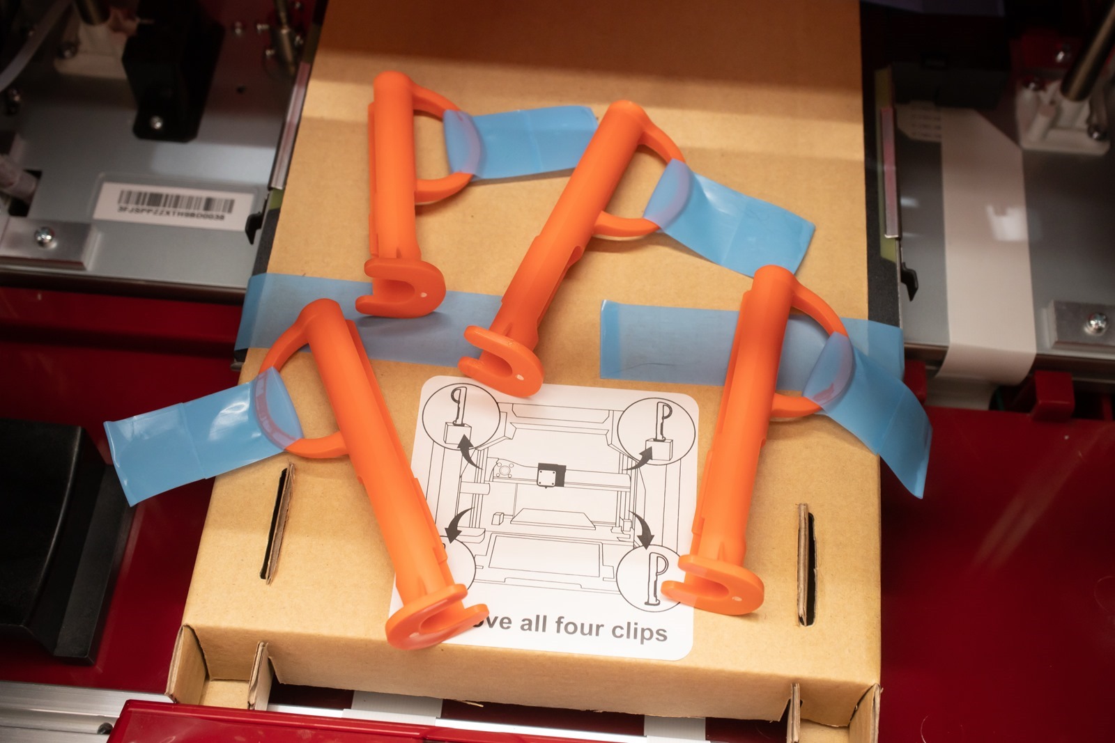 多功能3D列印機-da Vinci Jr. Pro X+，Z軸上的固定器可直接取下