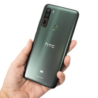 國產 5G 手機 HTC U20 5G 開箱評測！6.8 吋大螢幕續航電力強！順暢吃雞沒問題 @3C 達人廖阿輝