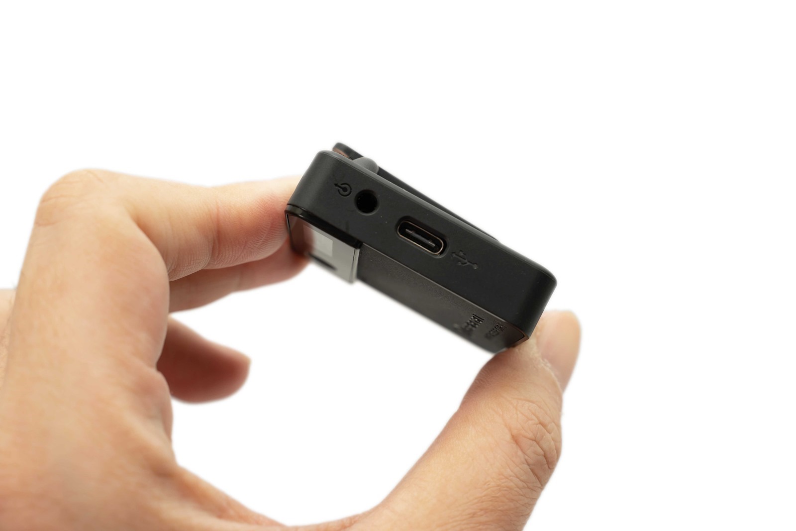 一對二無線麥克風也可以輕巧入手！力卡 MIPASSPORT MI2 開箱與實測 @3C 達人廖阿輝