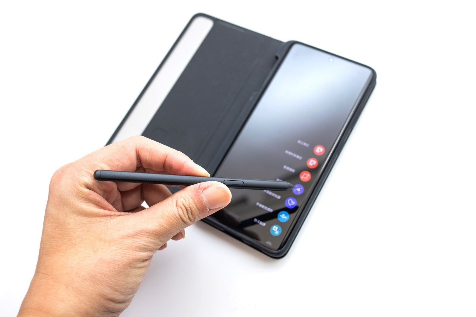 [實測] 台版三星 Galaxy S21 Ultra 性能電力實測！解析度 / 更新率電力差異實測 + S888 vs Exynos 2100 比較 @3C 達人廖阿輝