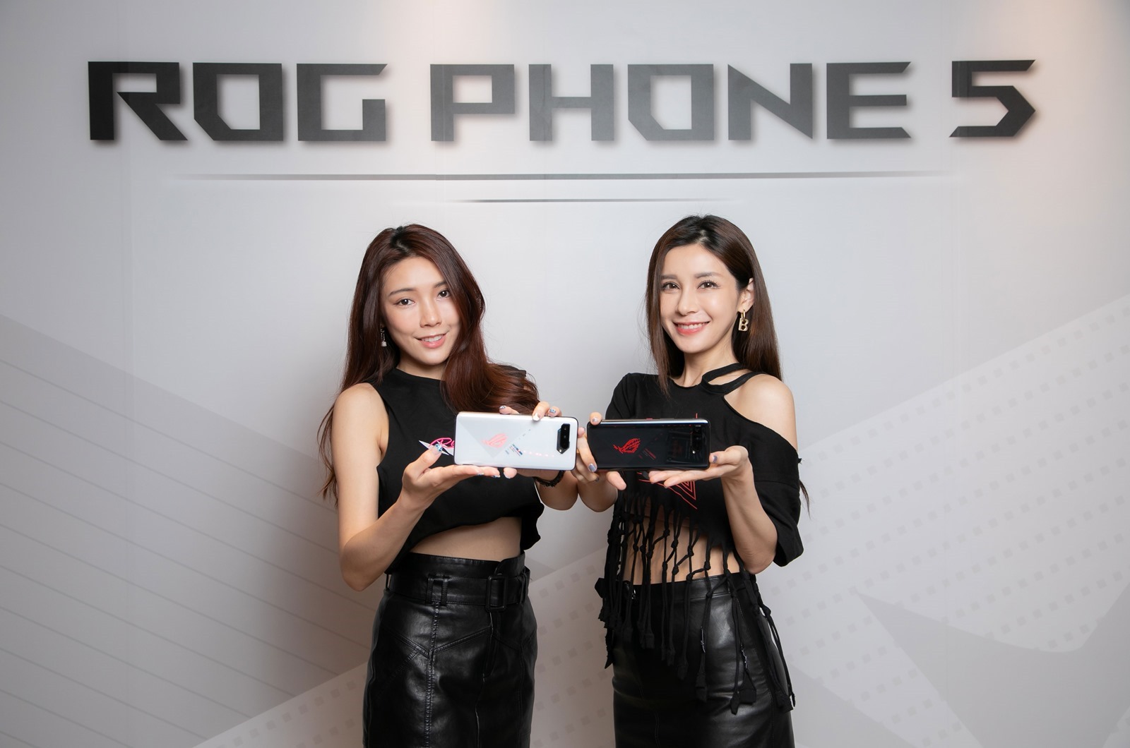 台灣上市價格資訊！地表最強電競手機 ROG Phone 5 震撼登場！ @3C 達人廖阿輝