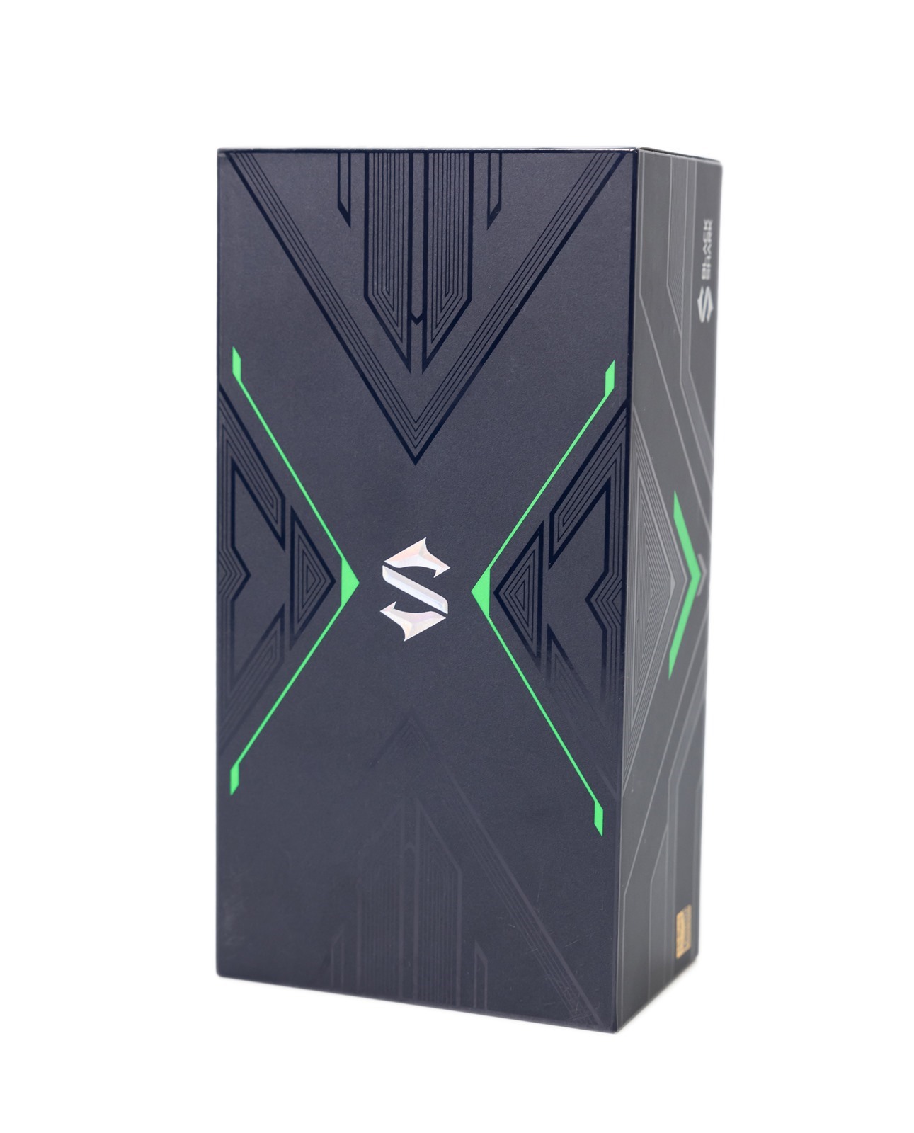 S870 電競手機高性價比選擇會不會翻車？！黑鯊 4 國際版性能電力測試 / 67W 與 120W 充電器台灣實測 @3C 達人廖阿輝