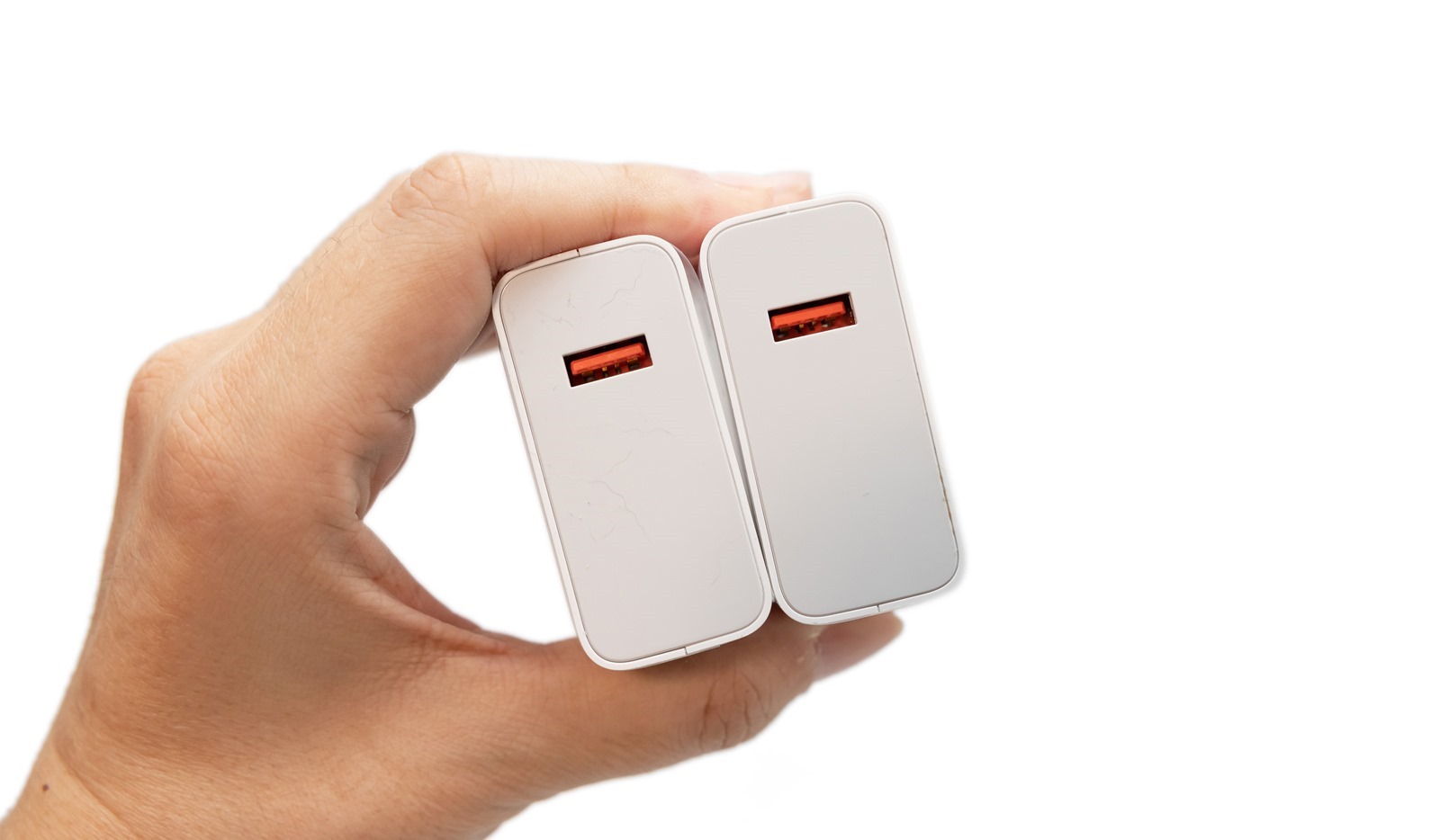 S870 電競手機高性價比選擇會不會翻車？！黑鯊 4 國際版性能電力測試 / 67W 與 120W 充電器台灣實測 @3C 達人廖阿輝