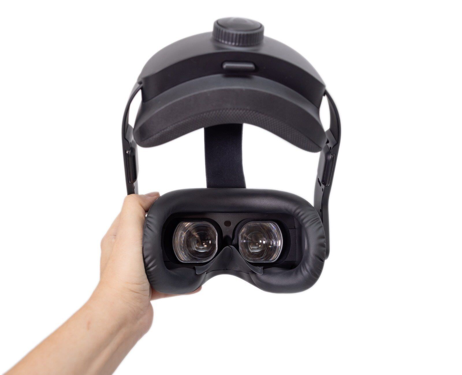 VIVE Focus 3 全球首款 5K 旗艦級 VR 一體機 (1) 開箱這就是最強 VR 一體機！ @3C 達人廖阿輝