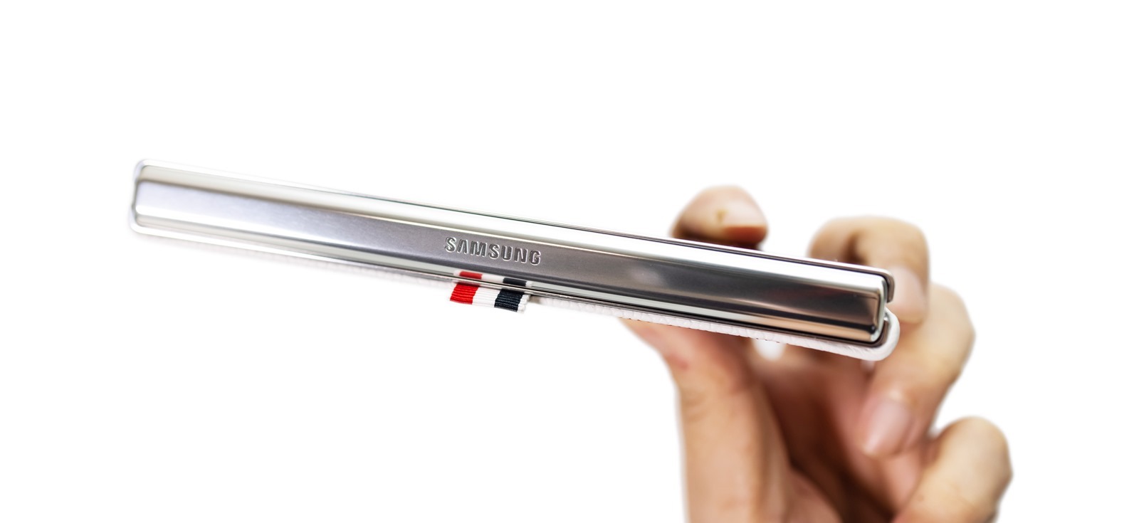 時尚旗艦！Samsung Galaxy Z Fold 3 Thom Browne (TB) 限量版開箱動手玩 @3C 達人廖阿輝