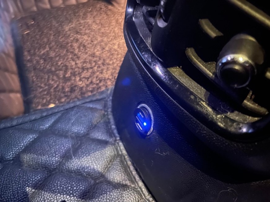 開車族期待的完美車充與扶手箱救星 Onpro GT-PD30MINI 30W 雙 PD 3.0 車用快充來了 @3C 達人廖阿輝