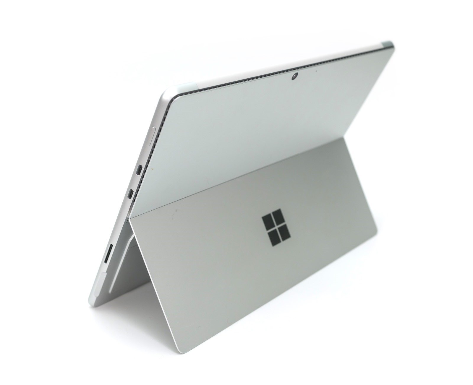 史上最大幅度升級 Microsoft Surface Pro 8！還有專業機型 Surface Laptop Studio 一起開箱動手玩！還有性能+電力實測 @3C 達人廖阿輝