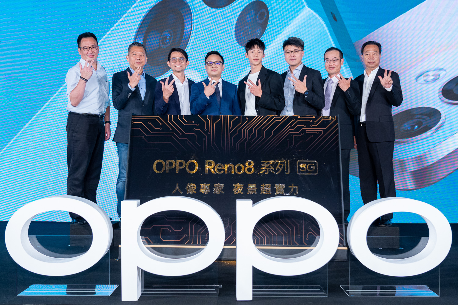 越夜越精彩！最懂夜晚的人像專家 OPPO Reno8 系列強勢登台！ OPPO Enco Air2 Pro 超強耳機同步登場 @3C 達人廖阿輝