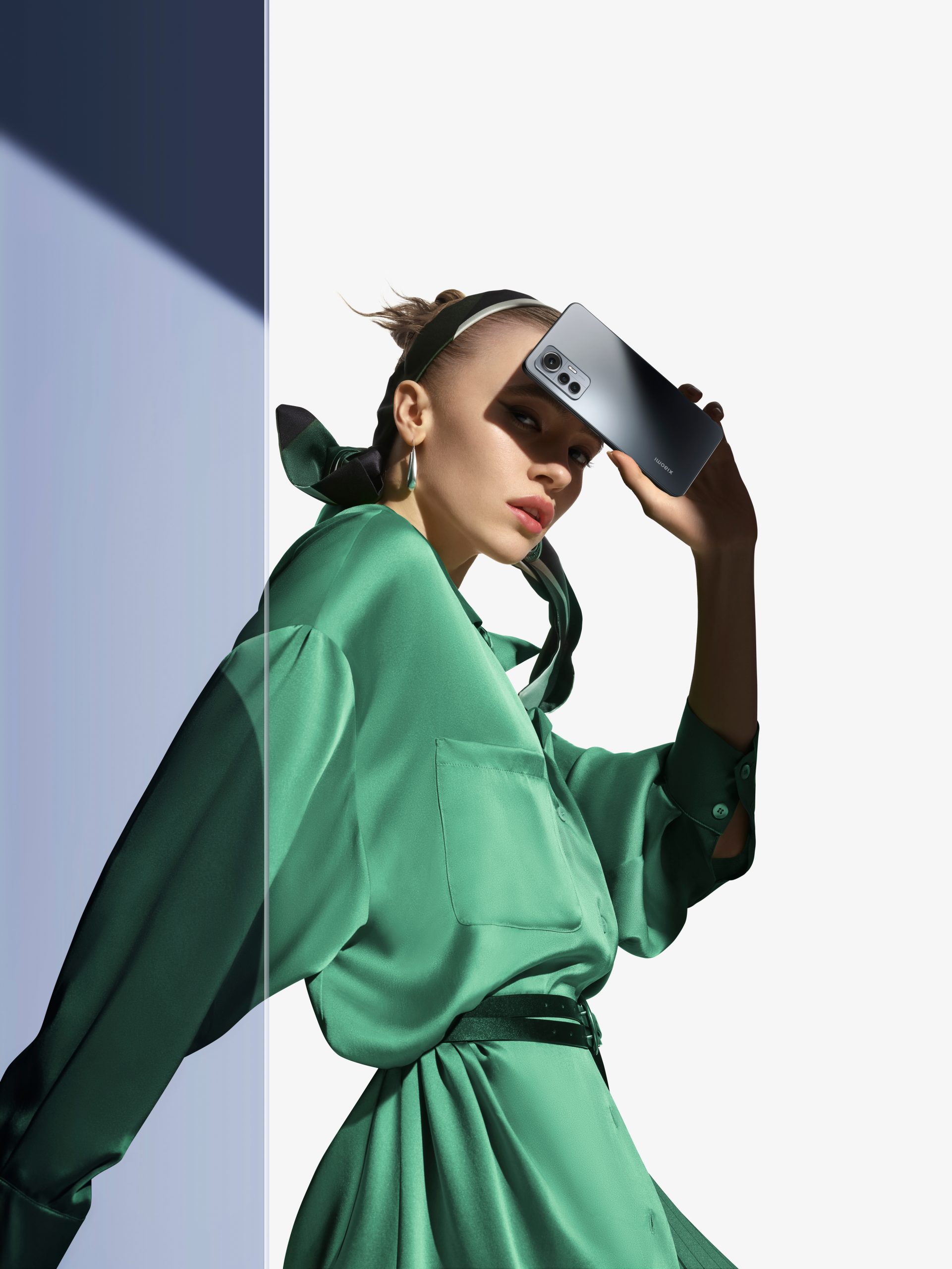 Xiaomi 12 Lite 演繹夏日輕時尚 前置雙柔霧補光唯美自拍 @3C 達人廖阿輝