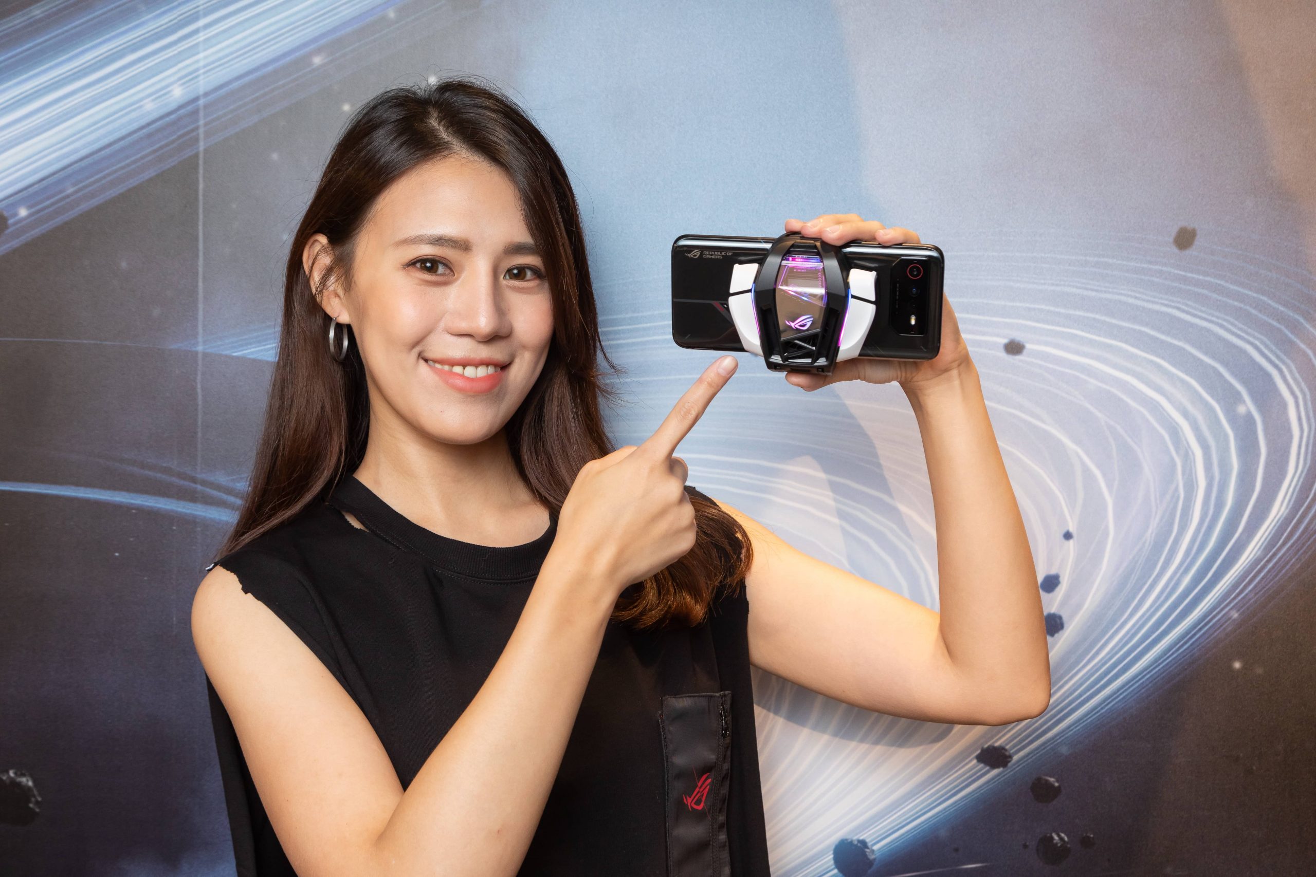 ROG Phone 6 電信開賣 指定方案購機 0 元起 旗艦猛獸好評完勝！ @3C 達人廖阿輝