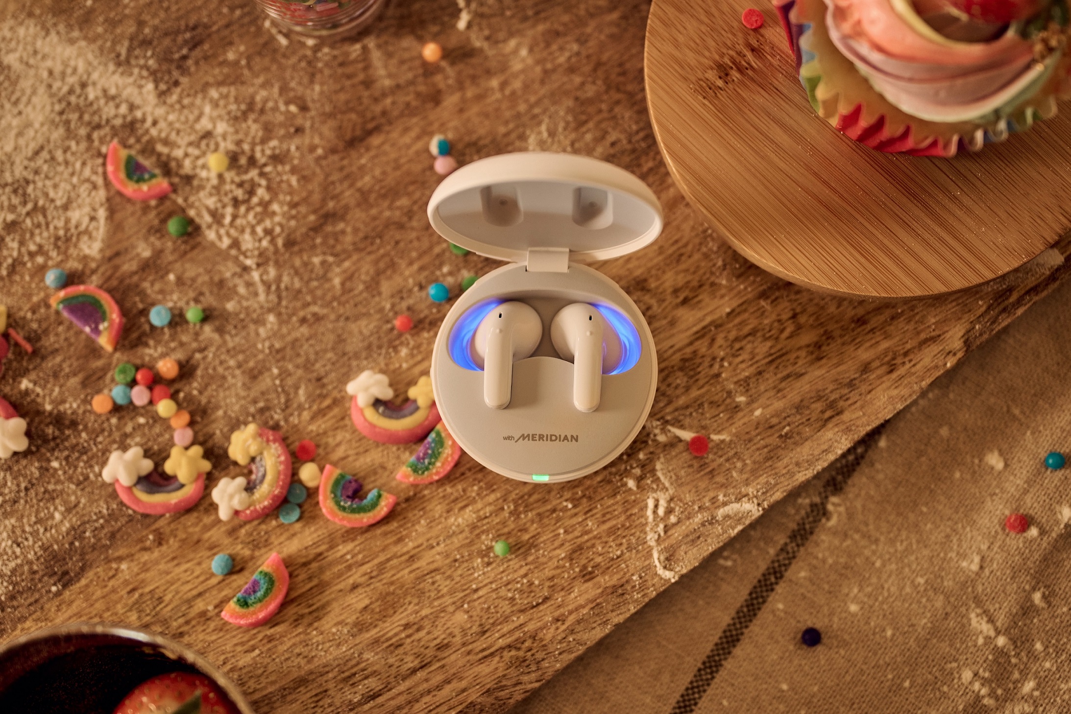 全新 LG TONE Free 真無線藍牙耳機系列 強大音質適合各種移動式生活場景 @3C 達人廖阿輝