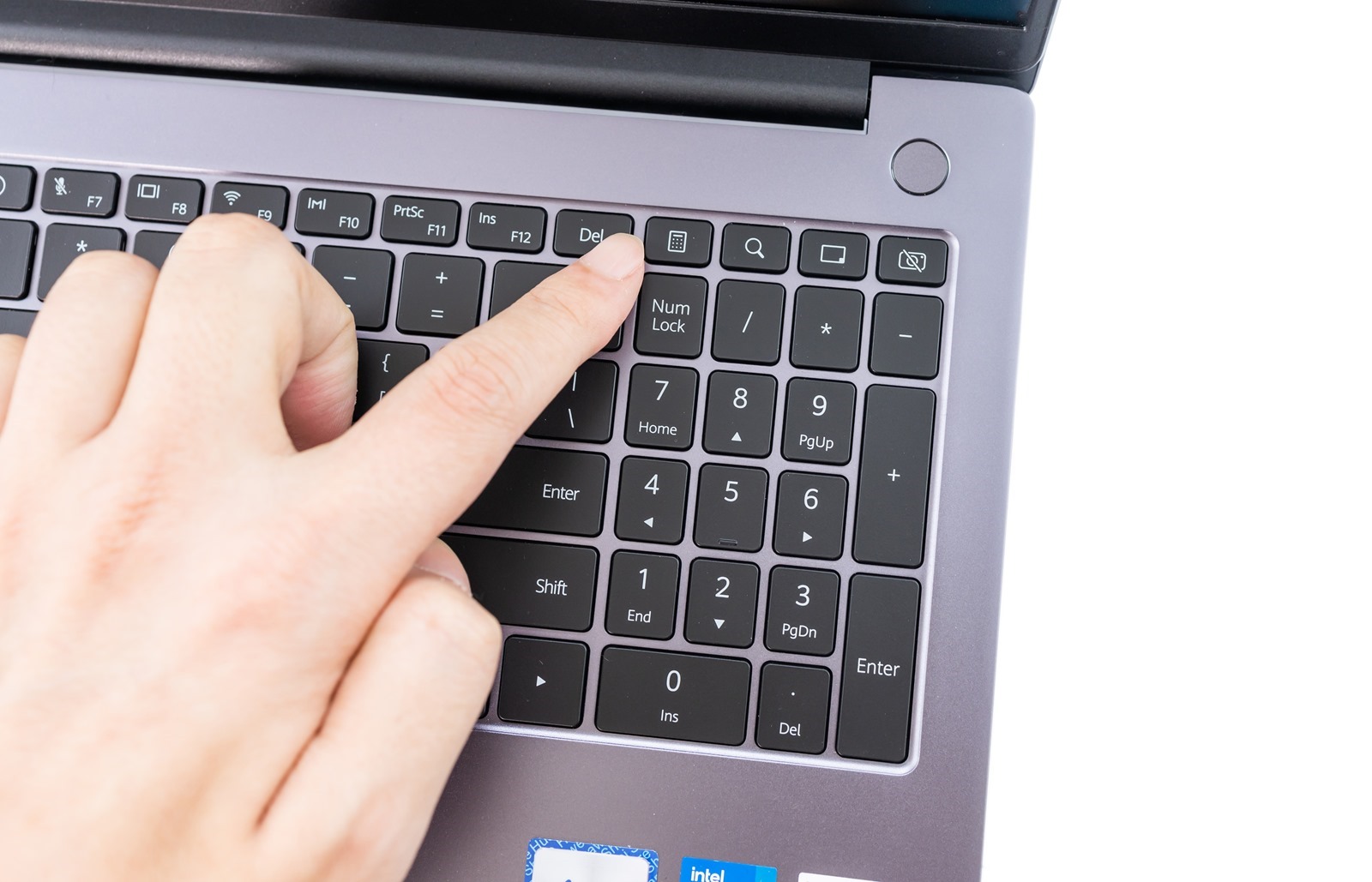 更大更快更多工！MateBook D16 + MateBook X Pro 2022 雙機開箱 @3C 達人廖阿輝