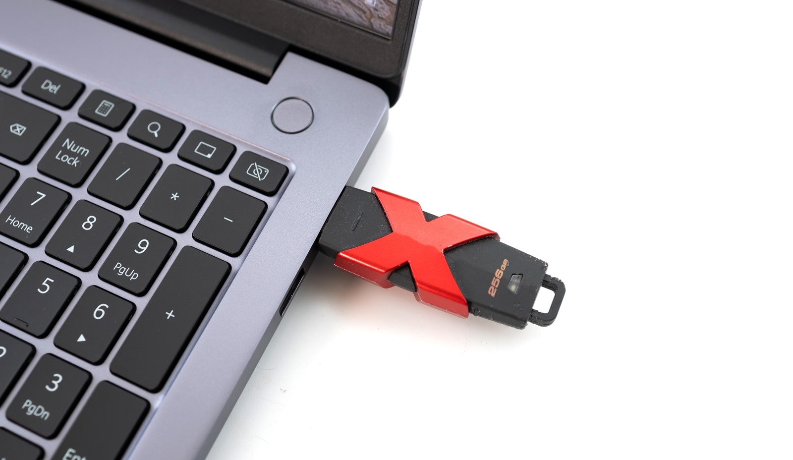 更大更快更多工！MateBook D16 + MateBook X Pro 2022 雙機開箱 @3C 達人廖阿輝