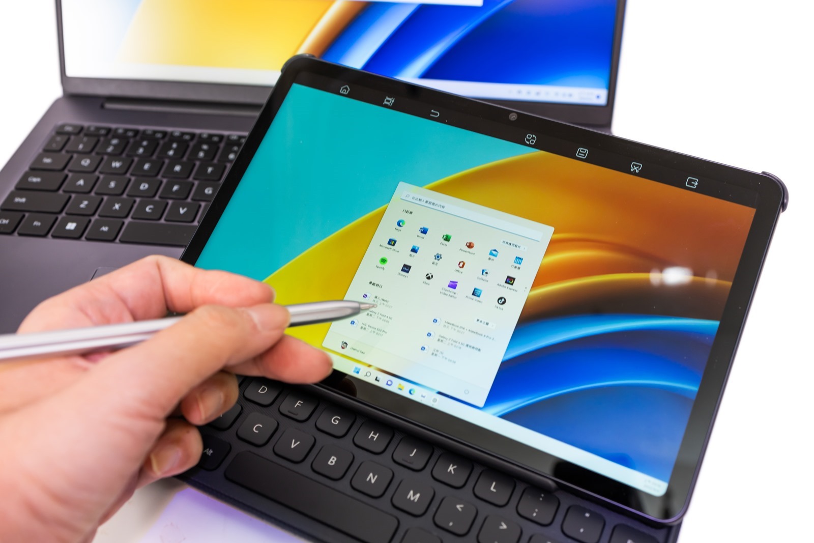 更大更快更多工！MateBook D16 + MateBook X Pro 2022 雙機開箱 @3C 達人廖阿輝