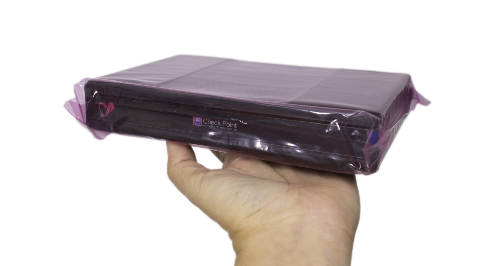 從 SOHO 工作室到中小企業都有多合一資安解決方案！Check Point Quantum Spark 1550 試用分享 @3C 達人廖阿輝