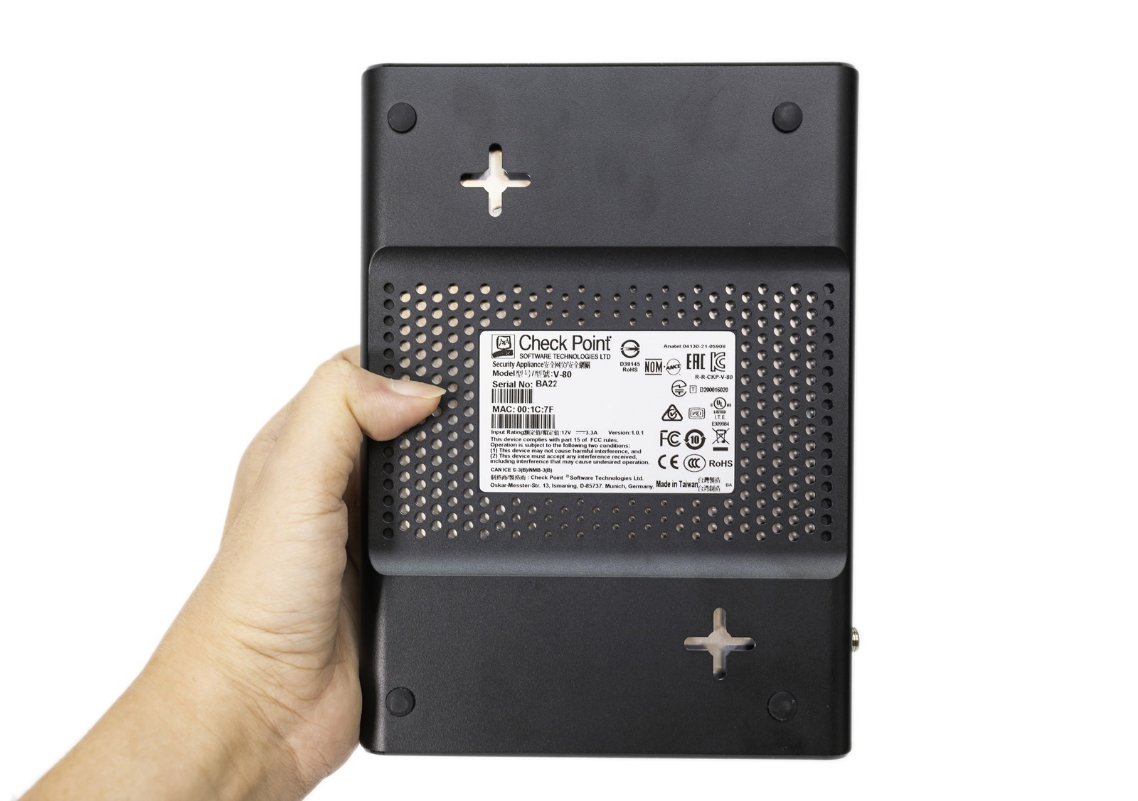 從 SOHO 工作室到中小企業都有多合一資安解決方案！Check Point Quantum Spark 1550 試用分享 @3C 達人廖阿輝