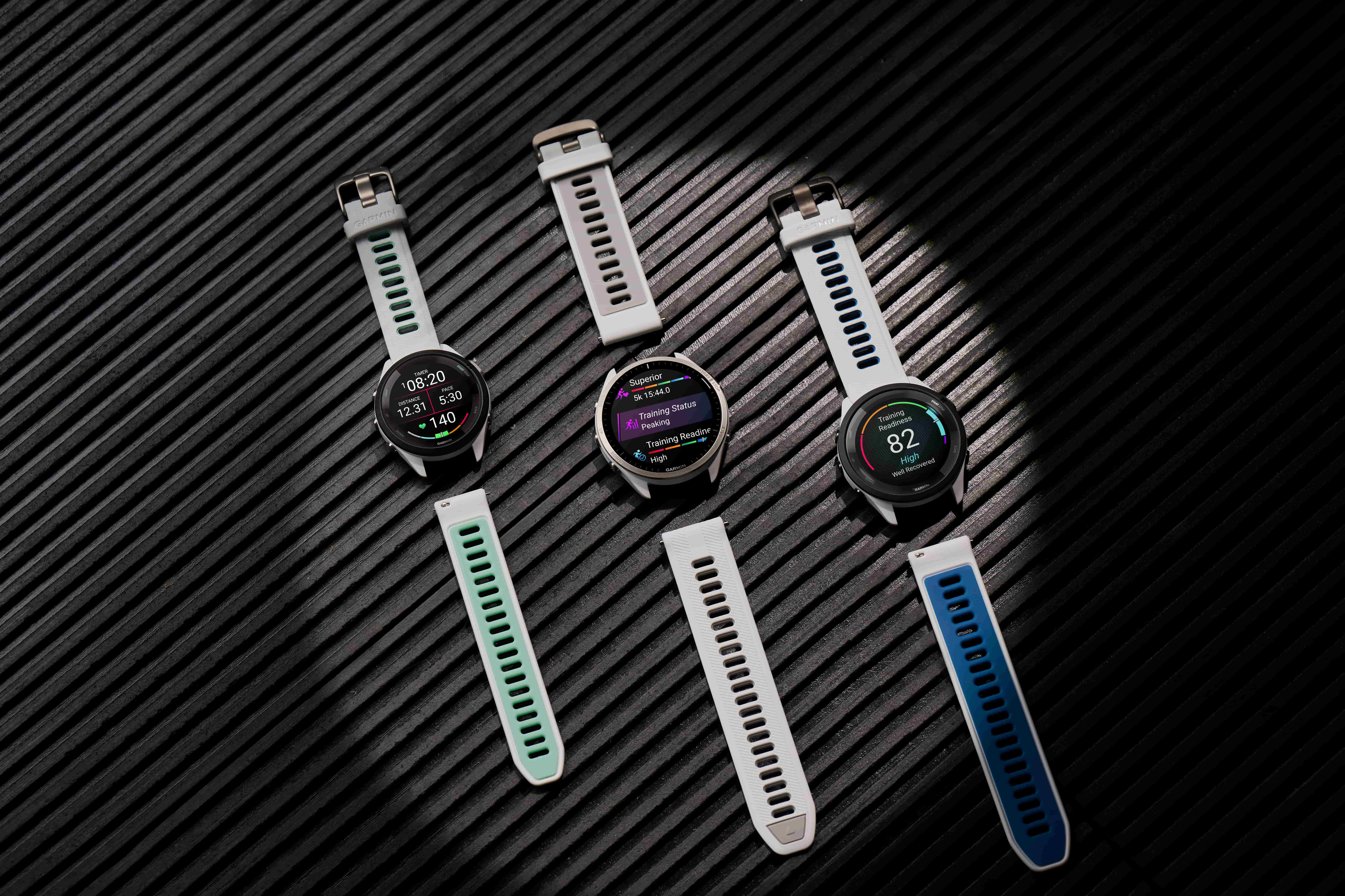 Garmin Forerunner 20 週年 跑錶王者再造極致 全新搭載 AMOLED 螢幕！ @3C 達人廖阿輝