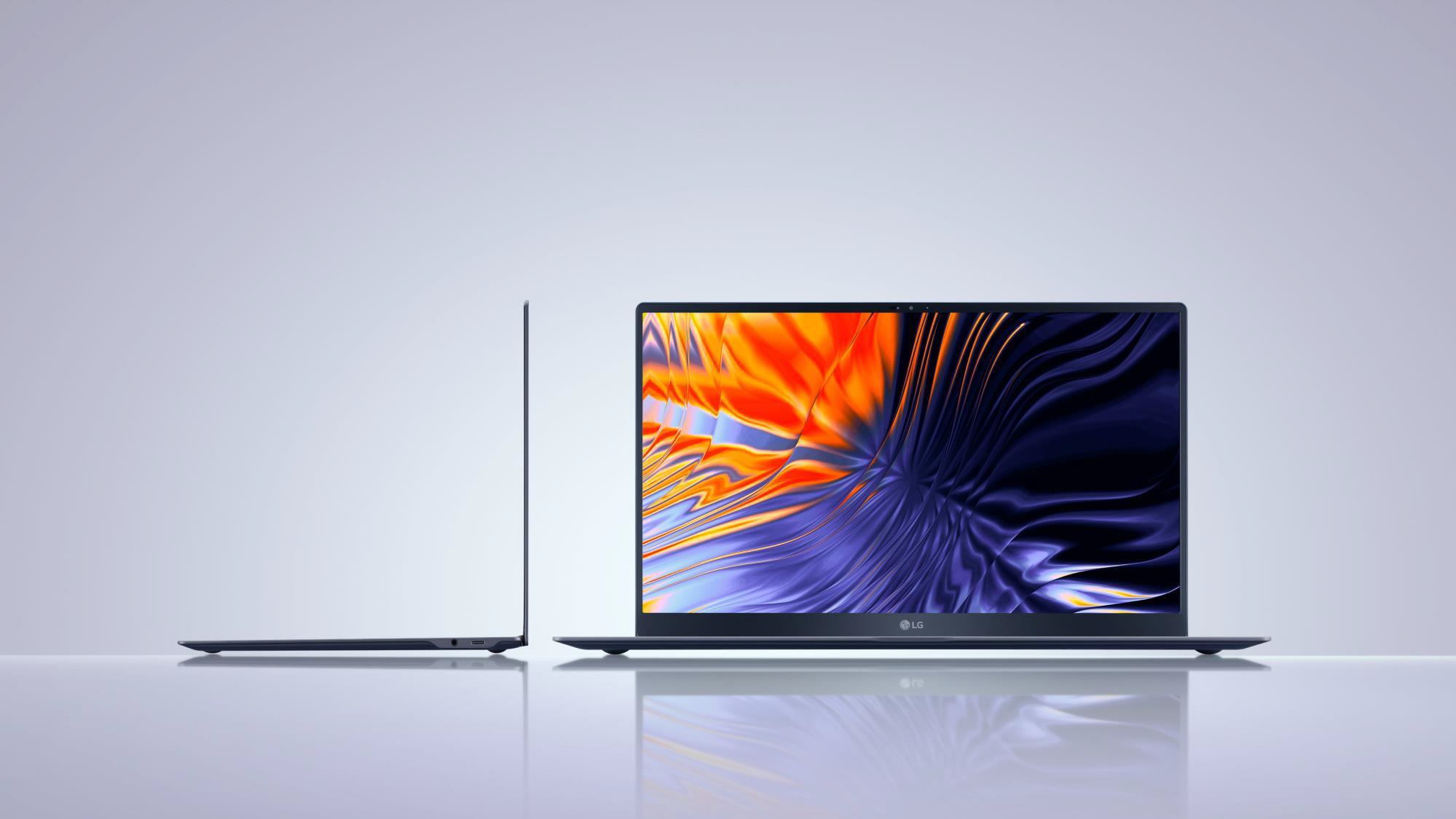 疫後國門大開 國內外商務蓬勃、運量創新高 LG gram SuperSlim 新登場 商務輕隨行首選 990g 纖薄羽量級、 OLED 大螢幕 引領新興行動商務潮流 @3C 達人廖阿輝