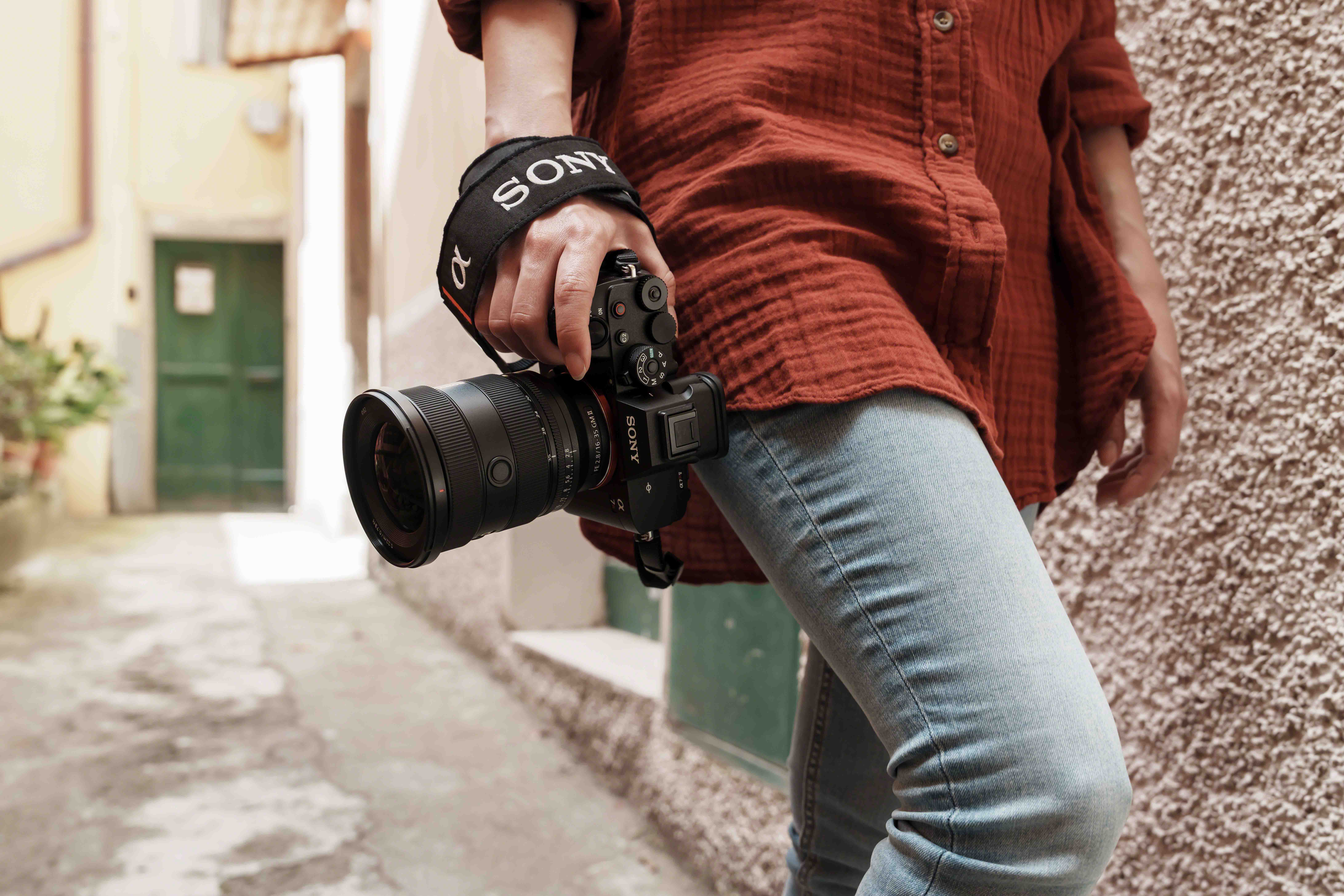 Sony 全新 FE 16-35mm F2.8 GM II 全片幅廣角變焦鏡頭 同級鏡頭最輕量小巧設計 優異畫質與自動對焦性能 @3C 達人廖阿輝