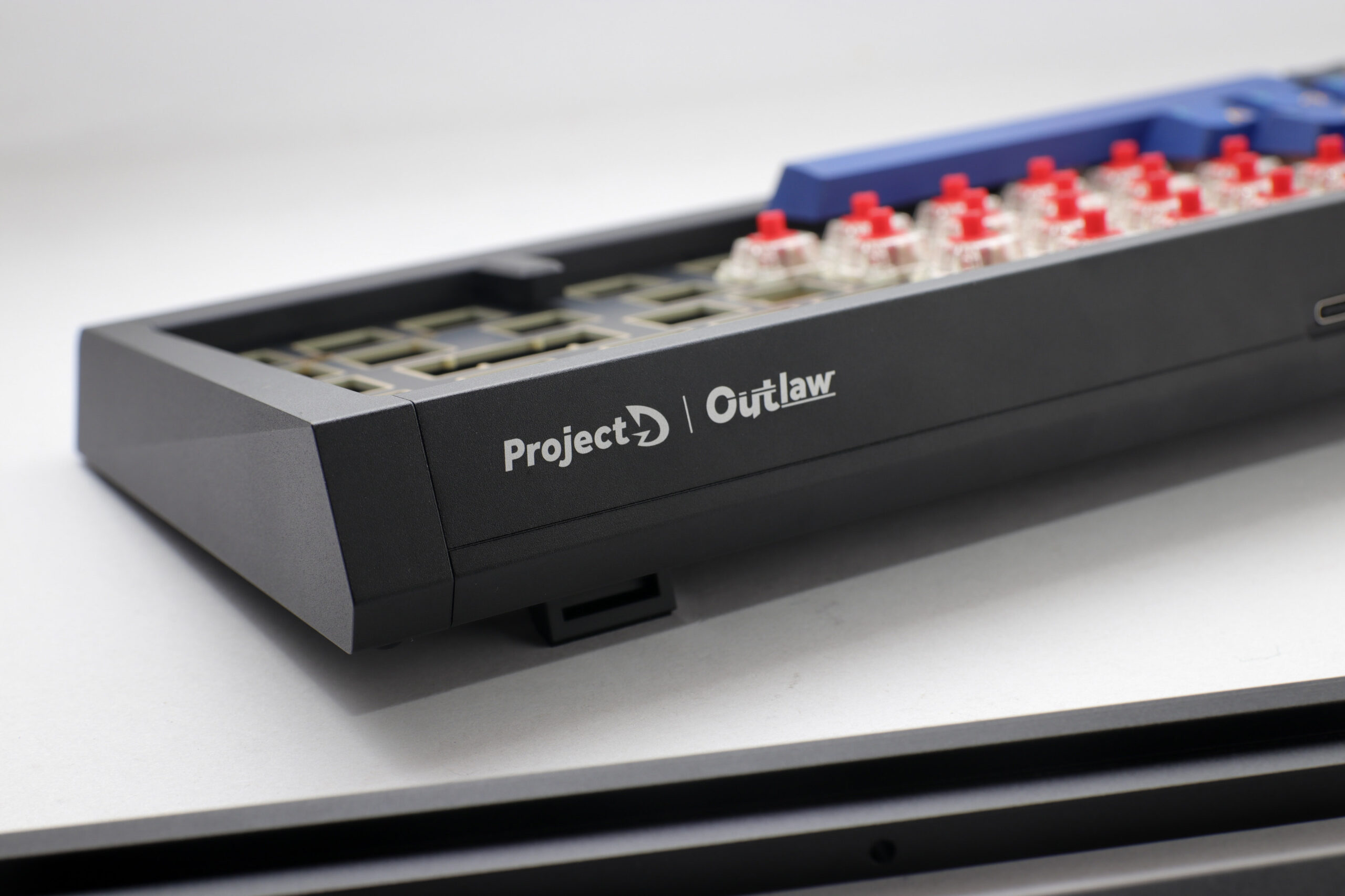 ProjectD 最強客製化機械式鍵盤 Outlaw 65 誕生！ 首批限量搭載全新 Cherry MX2A RGB 紅軸上市 @3C 達人廖阿輝