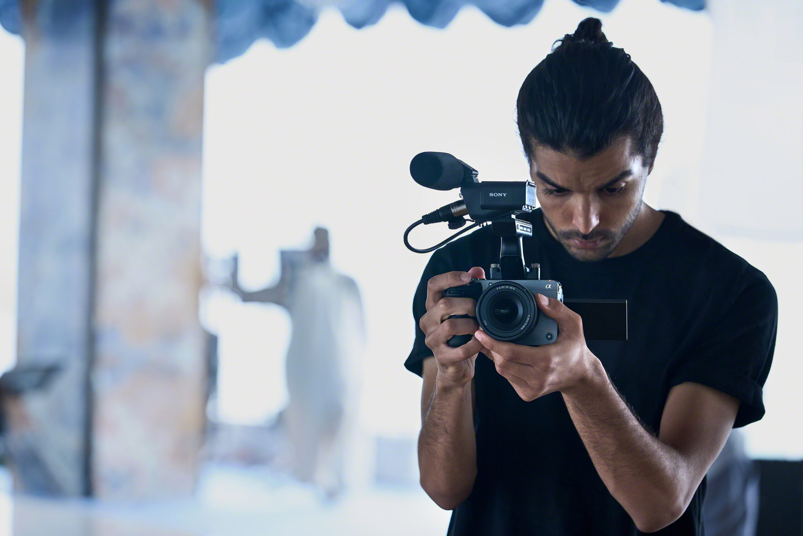 Sony 秋日佳禮回饋 萬元好禮券即享食衣住行多重趣 購買 BRAVIA 指定機種註冊升級 PlayStation®5 旗艦娛樂組合 年度熱門影音商品　限時折抵最高享 NT$3,000 回饋 @3C 達人廖阿輝