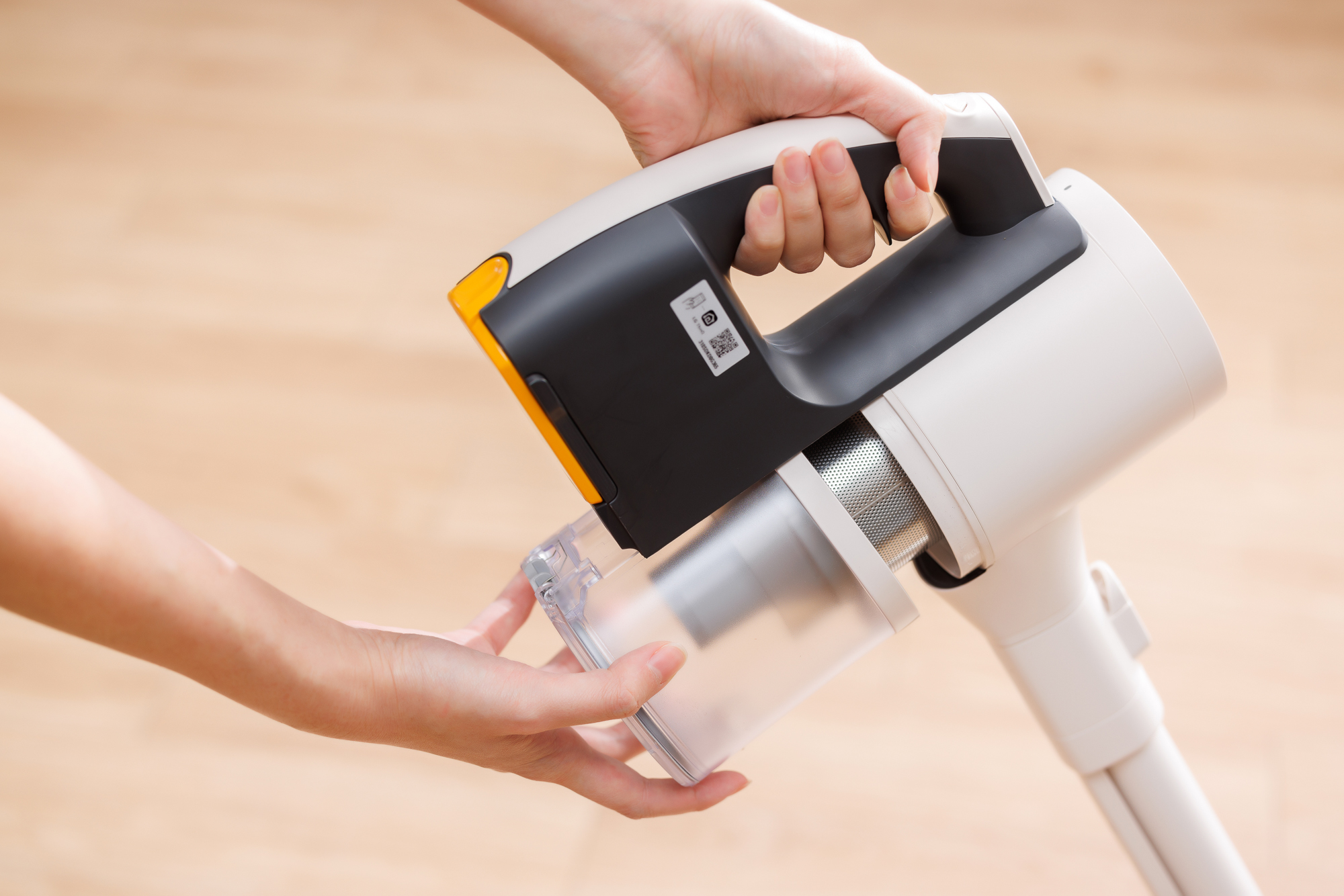 LG CordZero™ All-in-One Tower Combi 清空塔 全球首發在台灣 領先業界推出濕拖清潔機器人與無線吸塵器二合一設計 @3C 達人廖阿輝