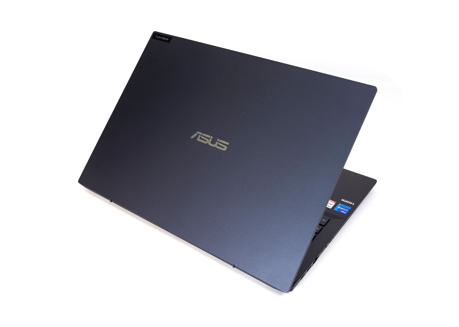 世界最輕巧 16 吋大螢幕商用筆電 ASUS ExpertBookB5 OLED (B5602CVN) 兼具輕薄高性能大畫面續航擴充新選擇 @3C 達人廖阿輝