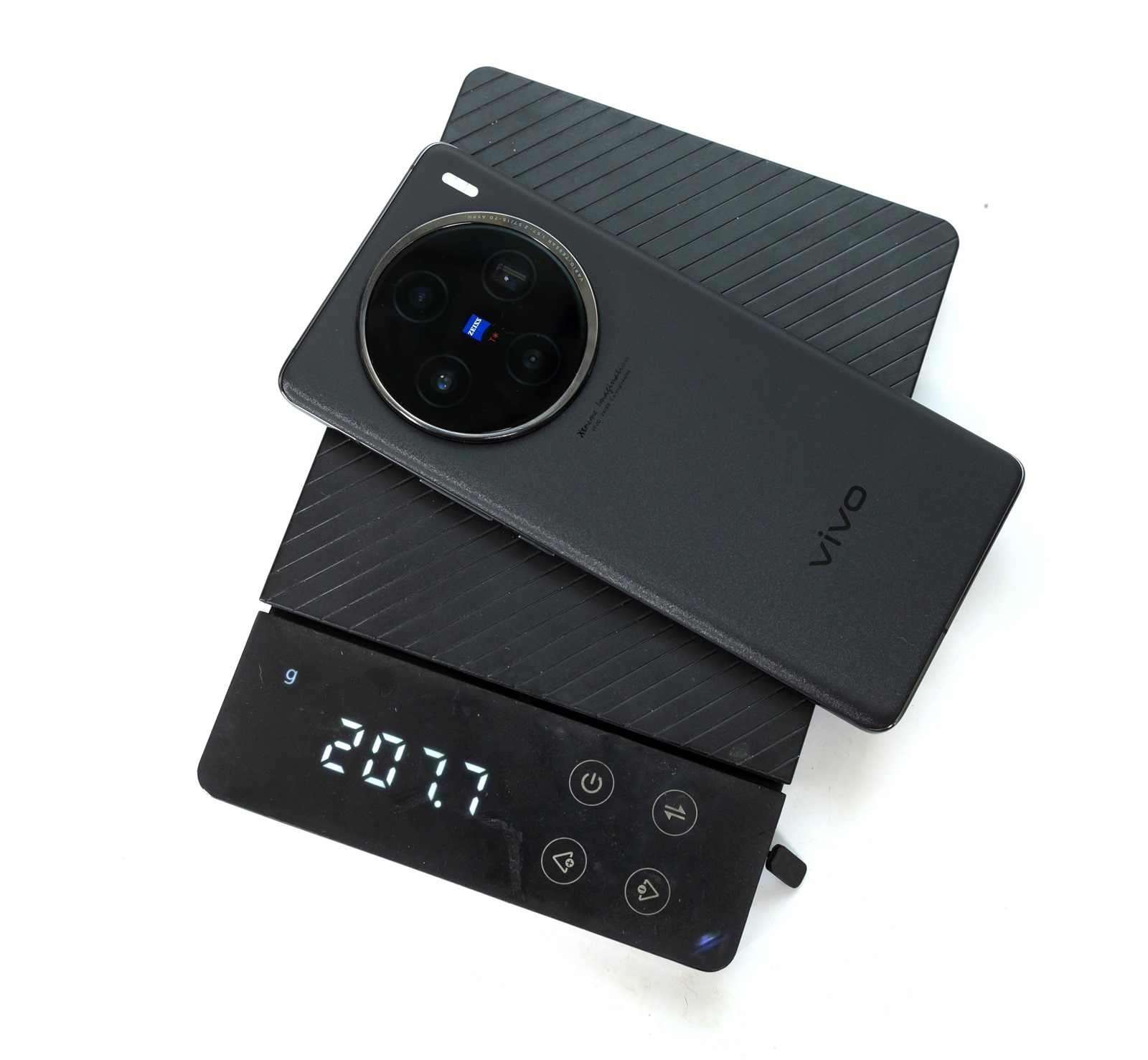 全面旗艦 vivo X100 Pro 真的強！最強手機長焦鏡頭很有感 @3C 達人廖阿輝