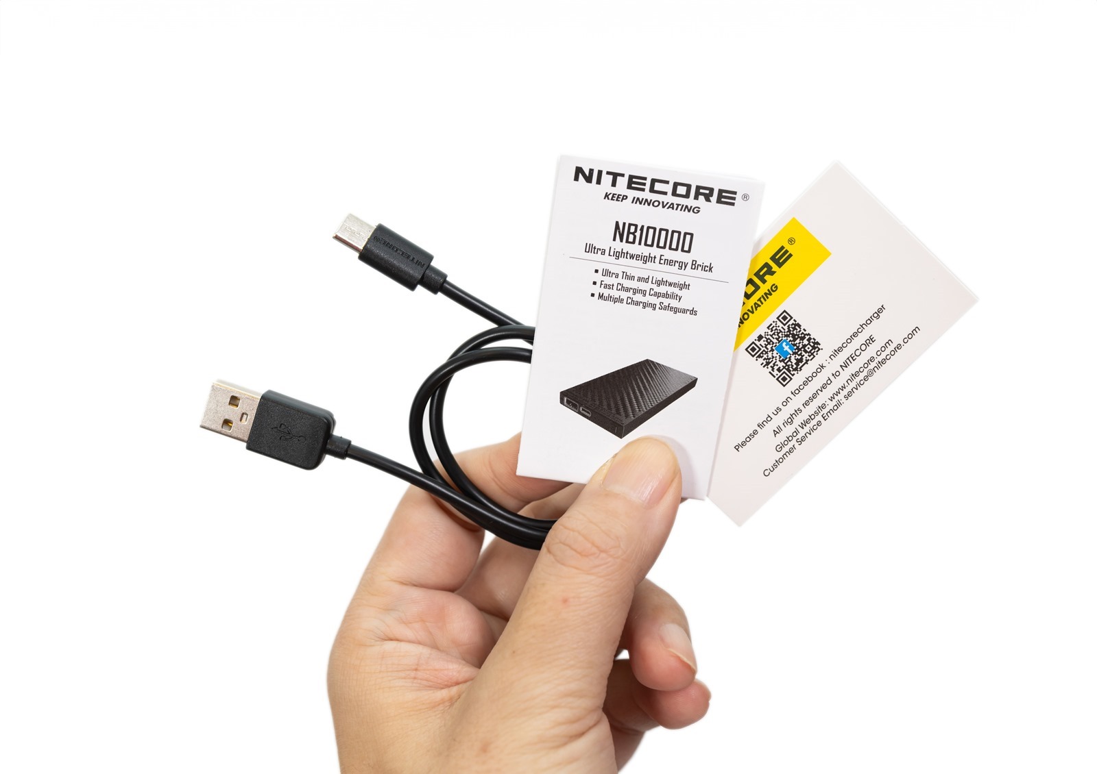 最輕巧行動電源 NITECORE NB10000 GEN2 碳纖維行動電源入手開箱/分享/實測 @3C 達人廖阿輝