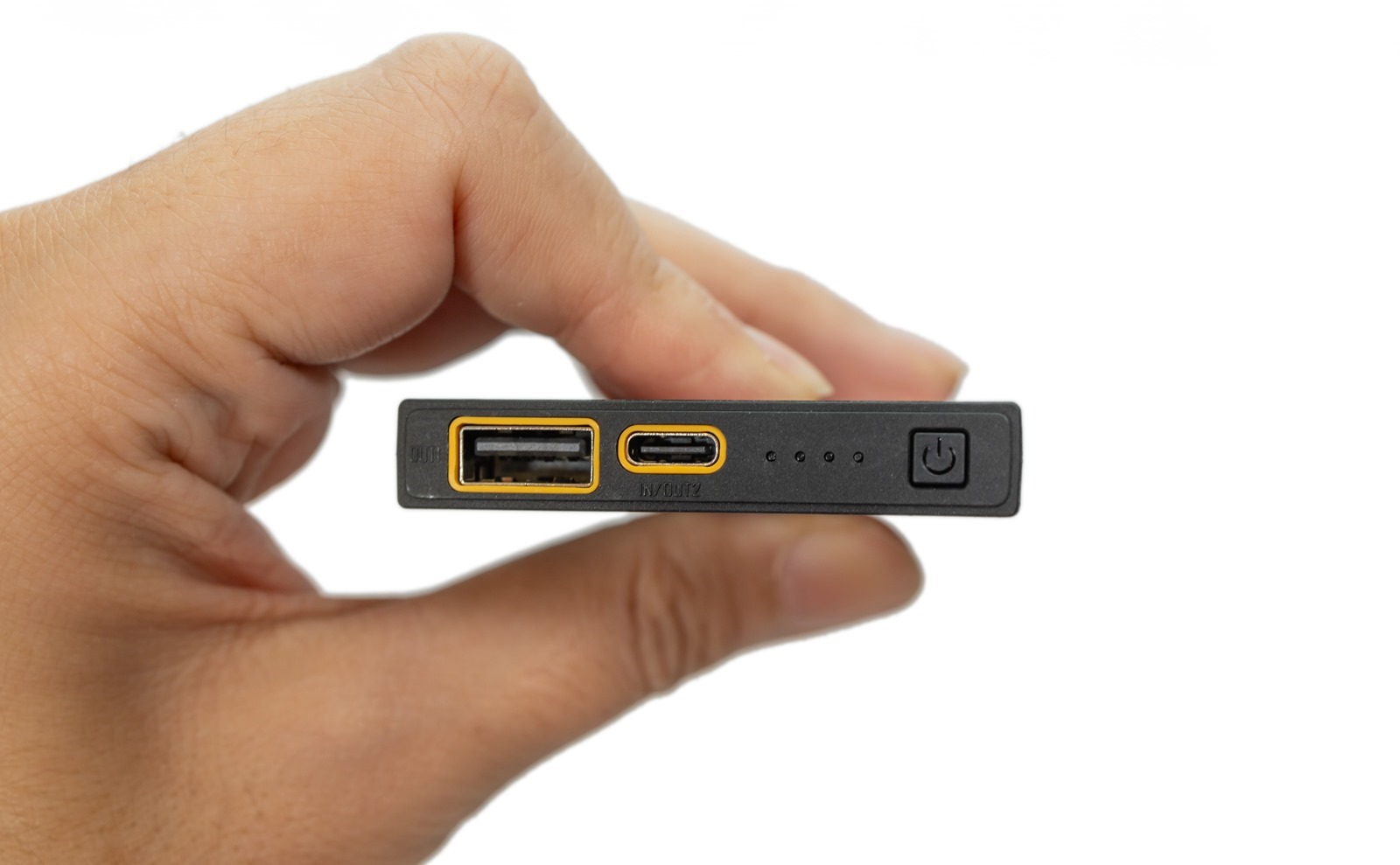 最輕巧行動電源 NITECORE NB10000 GEN2 碳纖維行動電源入手開箱/分享/實測 @3C 達人廖阿輝