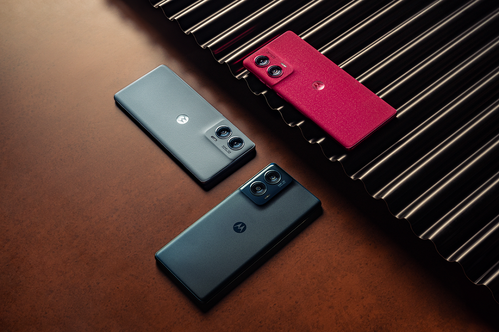 今夏最美防水手機 motorola edge 50 系列 6.67 吋曲面全螢幕搭配純素皮革完美工藝 x 5,000 萬畫素隨拍即美 @3C 達人廖阿輝