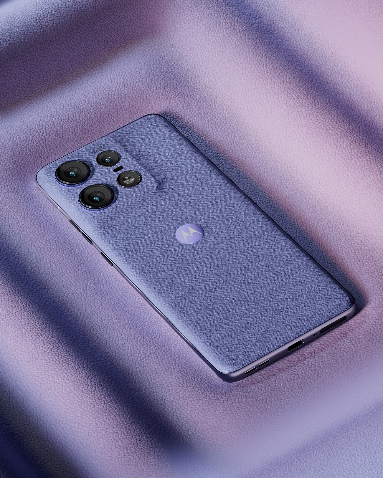 今夏最美防水手機 motorola edge 50 系列 6.67 吋曲面全螢幕搭配純素皮革完美工藝 x 5,000 萬畫素隨拍即美 @3C 達人廖阿輝