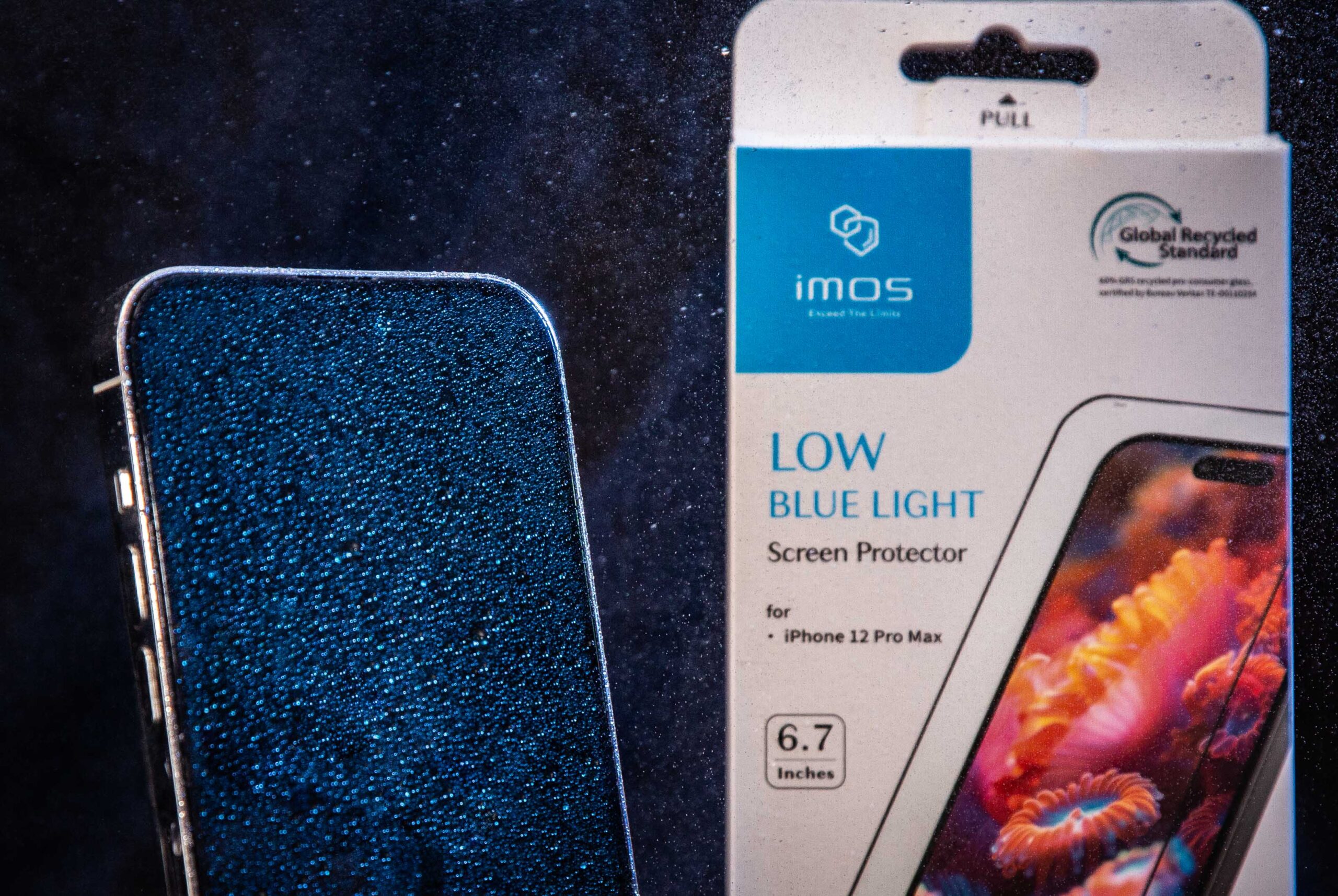 imos SOLID-EX2 低藍光玻璃保護貼開創藍光防禦技術新紀元 全台最高 RPF60 通過德國萊因 TÜV 認證 有效過濾 60% 高能量藍光 台灣同業永續先鋒！採 60% 再生玻璃製造 市場唯一通過 GRS 全球回收標準 @3C 達人廖阿輝