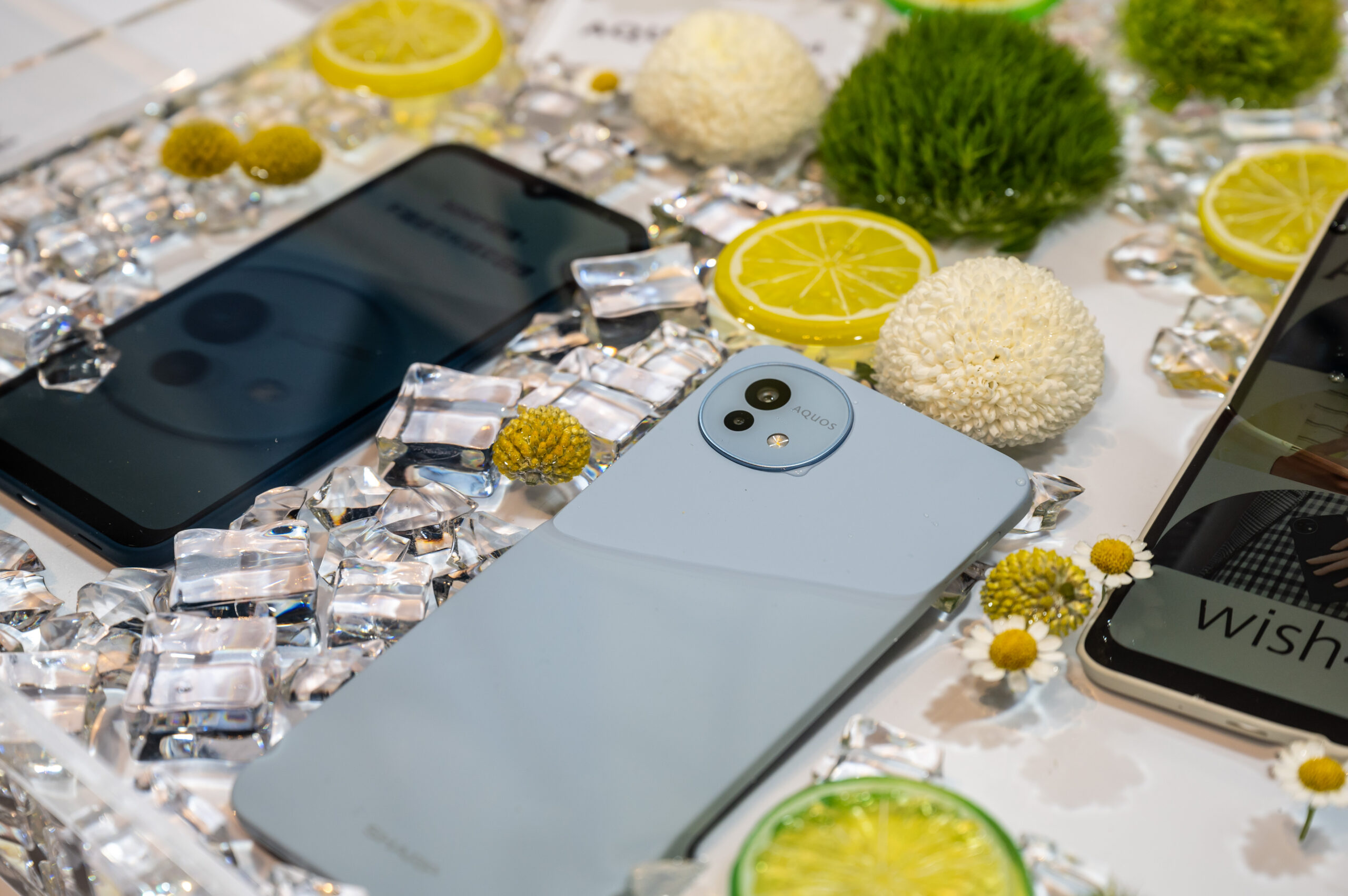 台灣夏普推出全新 AQUOS R9 與 AQUOS wish4 手機，滿足多元需求 7 月 1 日起在泛中華電信門市與網路門市獨家開賣 AQUOS wish4 指定方案 0 元起 @3C 達人廖阿輝