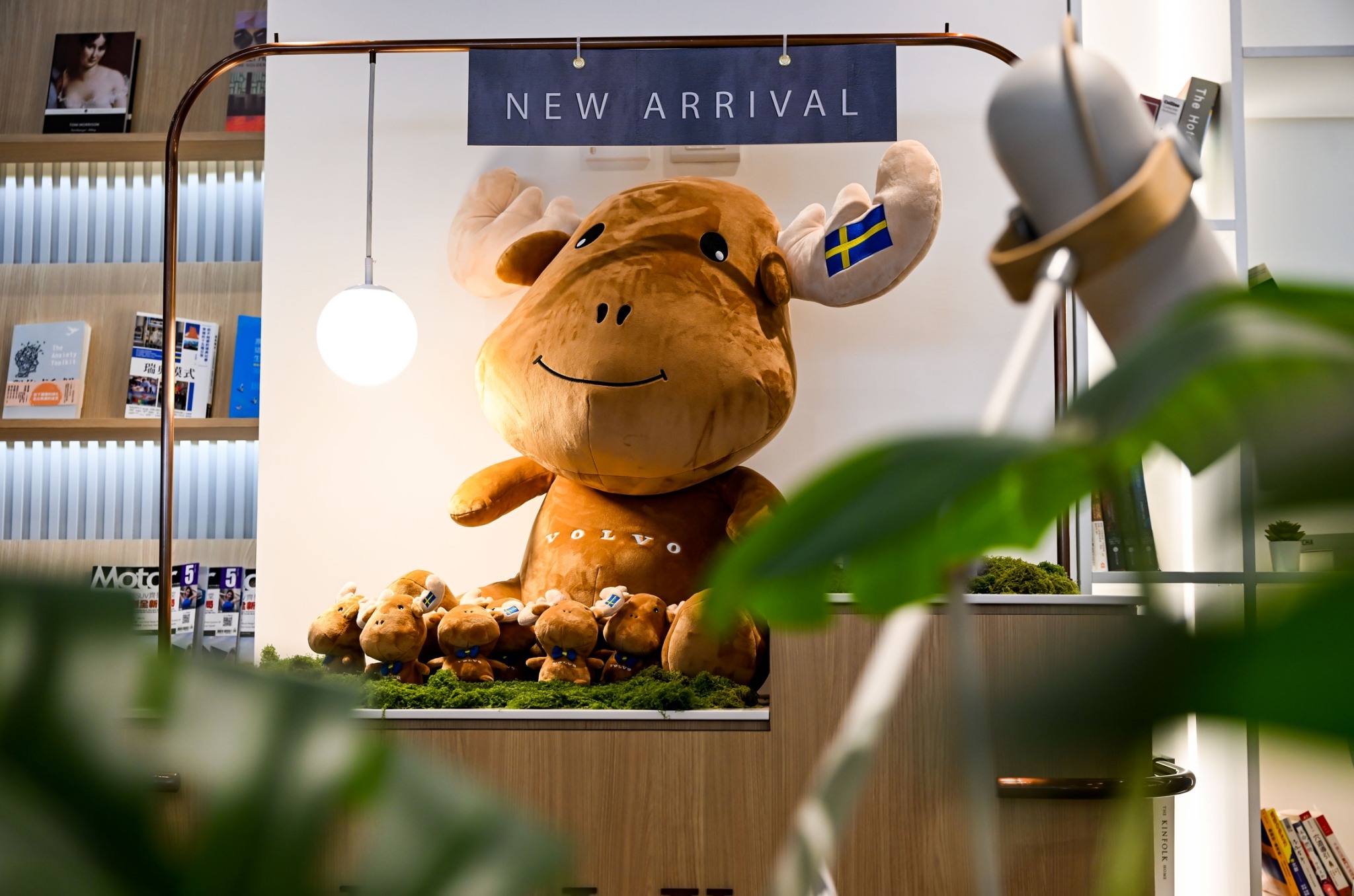 VOLVO 携手全台經銷網路,成功推動再生能源和減碳措施,2024 年在台碳排放目標年減 30%,積極邁向企業碳中和目標 @3C 達人廖阿輝 VOLVO 携手全台經銷網路,成功推動再生能源和減碳措施,2024 年在台碳排放目標年減 30%,積極邁向企業碳中和目標 @3C 達人廖阿輝